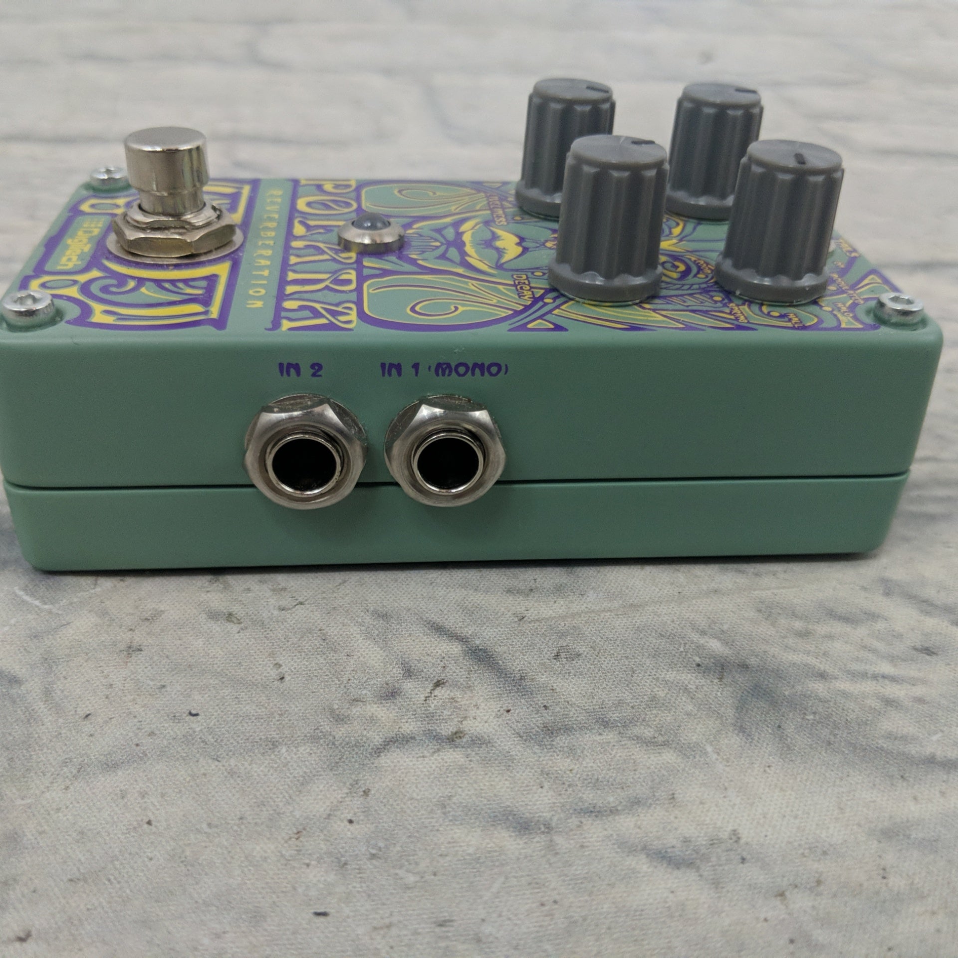 Digitech Polera