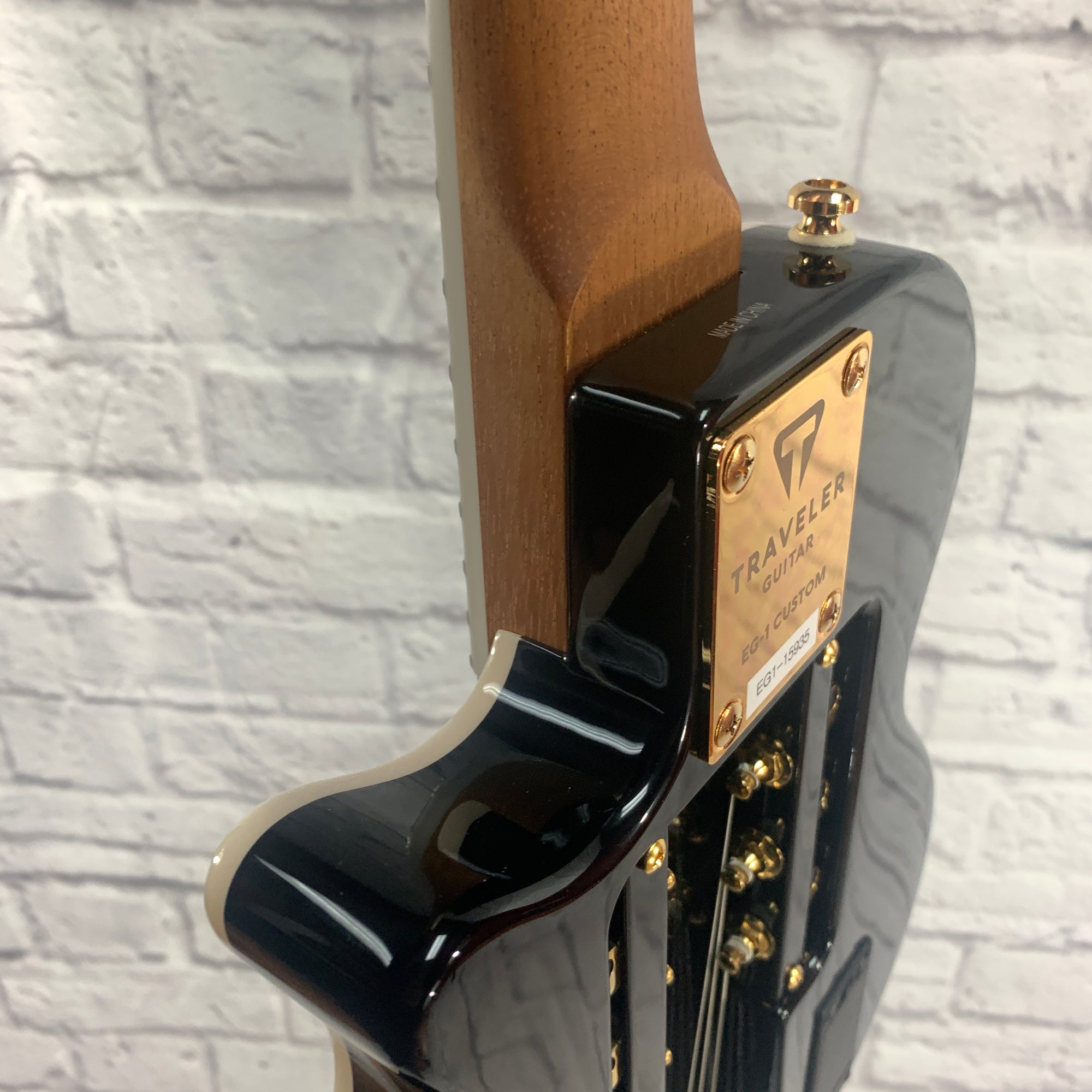 Traveler EG-1 Custom Electric Travel Guitar