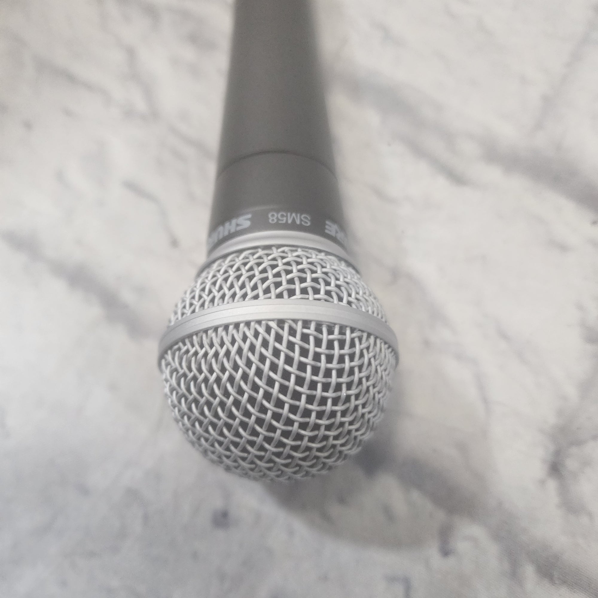 Shure SM58 Handheld Cardioid Dynamic Microphone