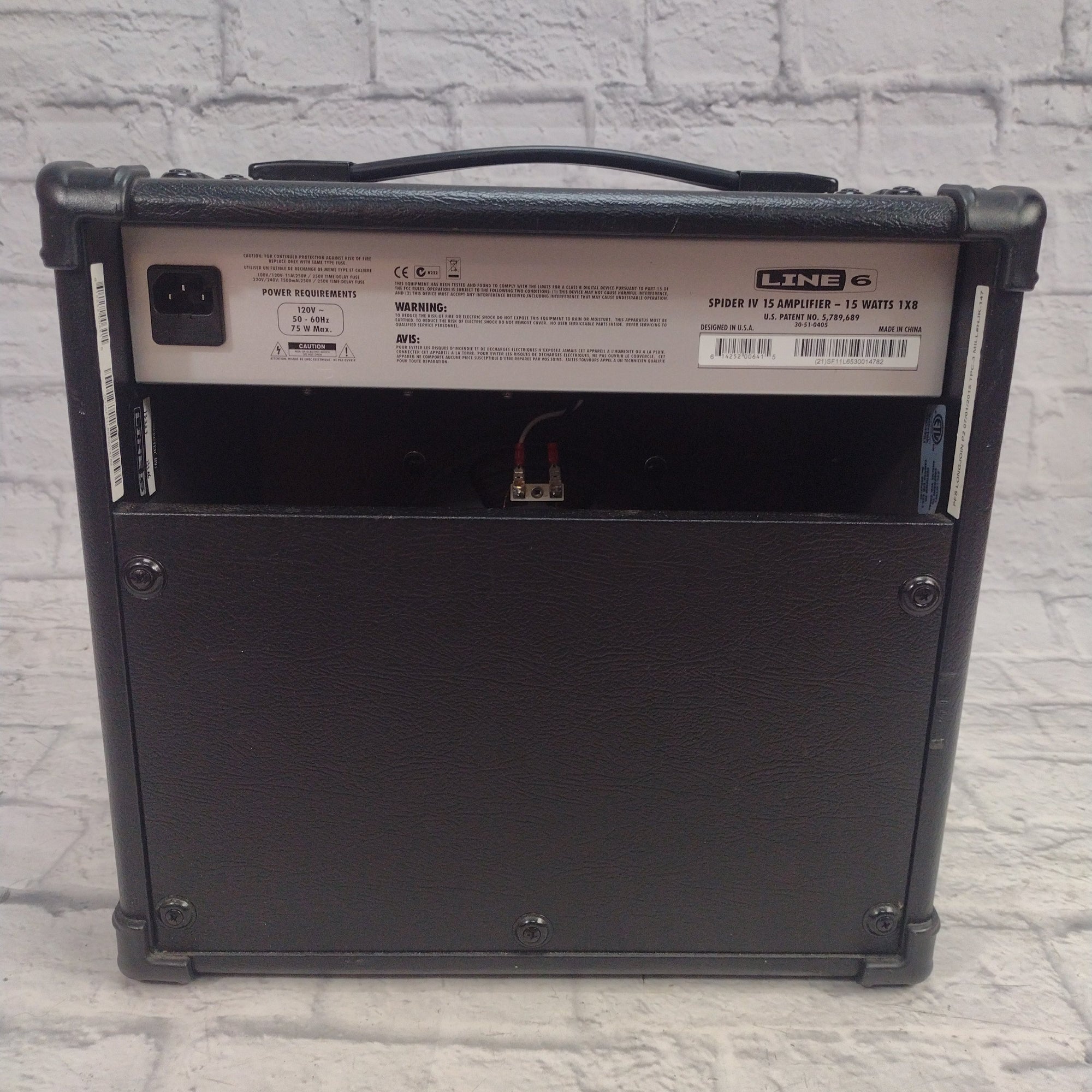Line 6 Spider IV 15 Watt Practice Guitar Combo Amp