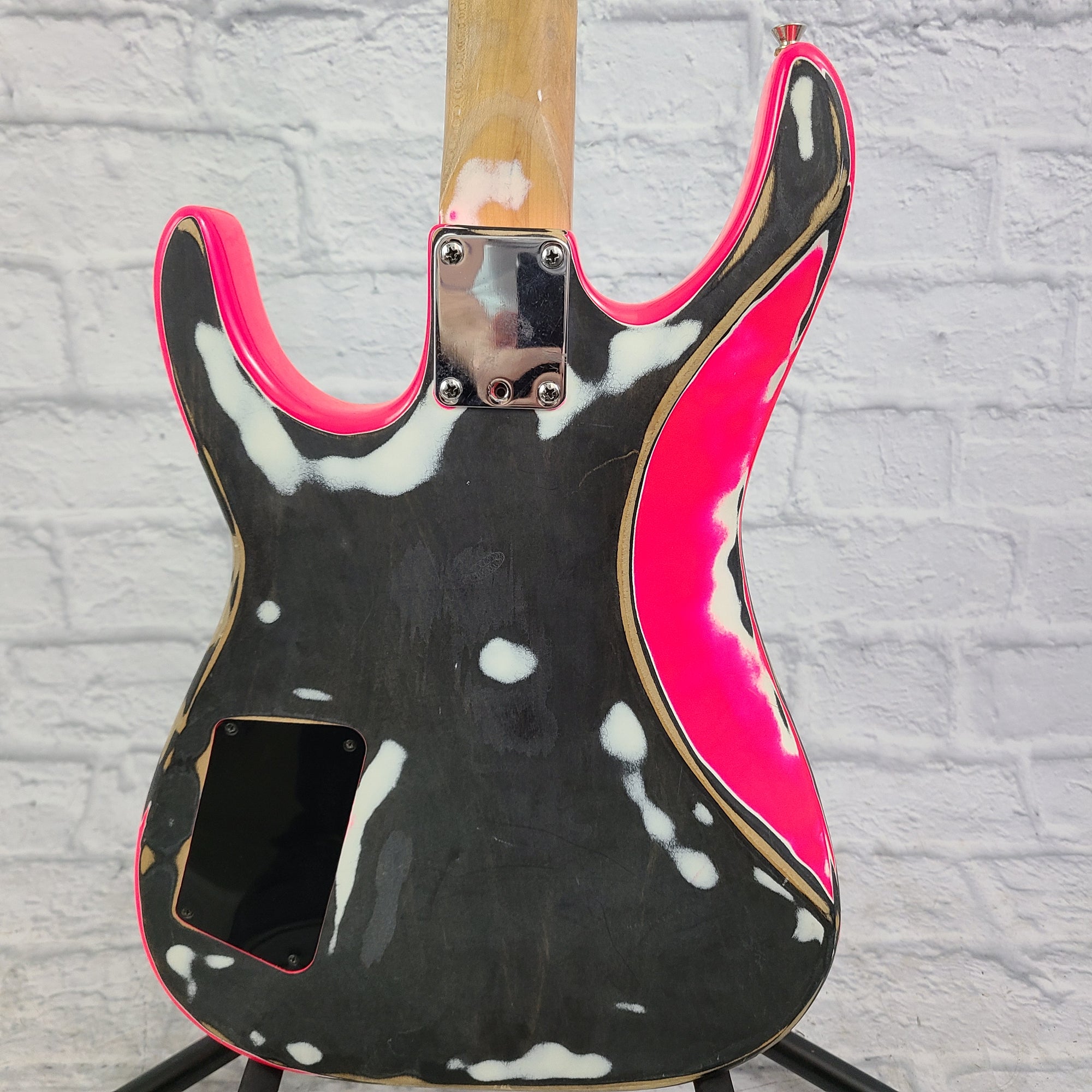 Unknown Peavey Style Guitar w/ Floating Tremolo System (Relic)  Electric Guitar