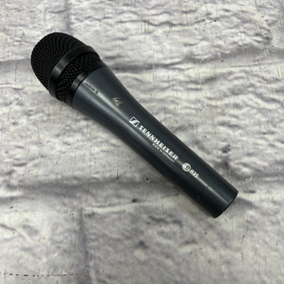 Sennheiser e835