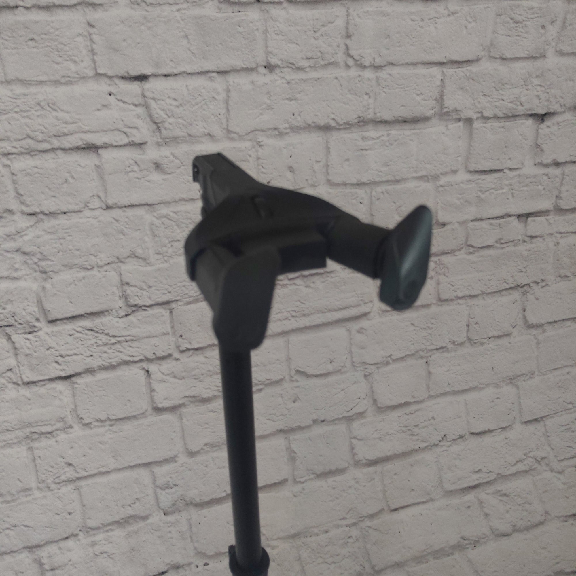 Hamilton KB3800G Stage PRO Series Ultra-Lock Neck Suspending Guitar Stand