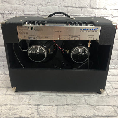 Tech 21 Trademark 120 with 6 Button Footswitch and Cover