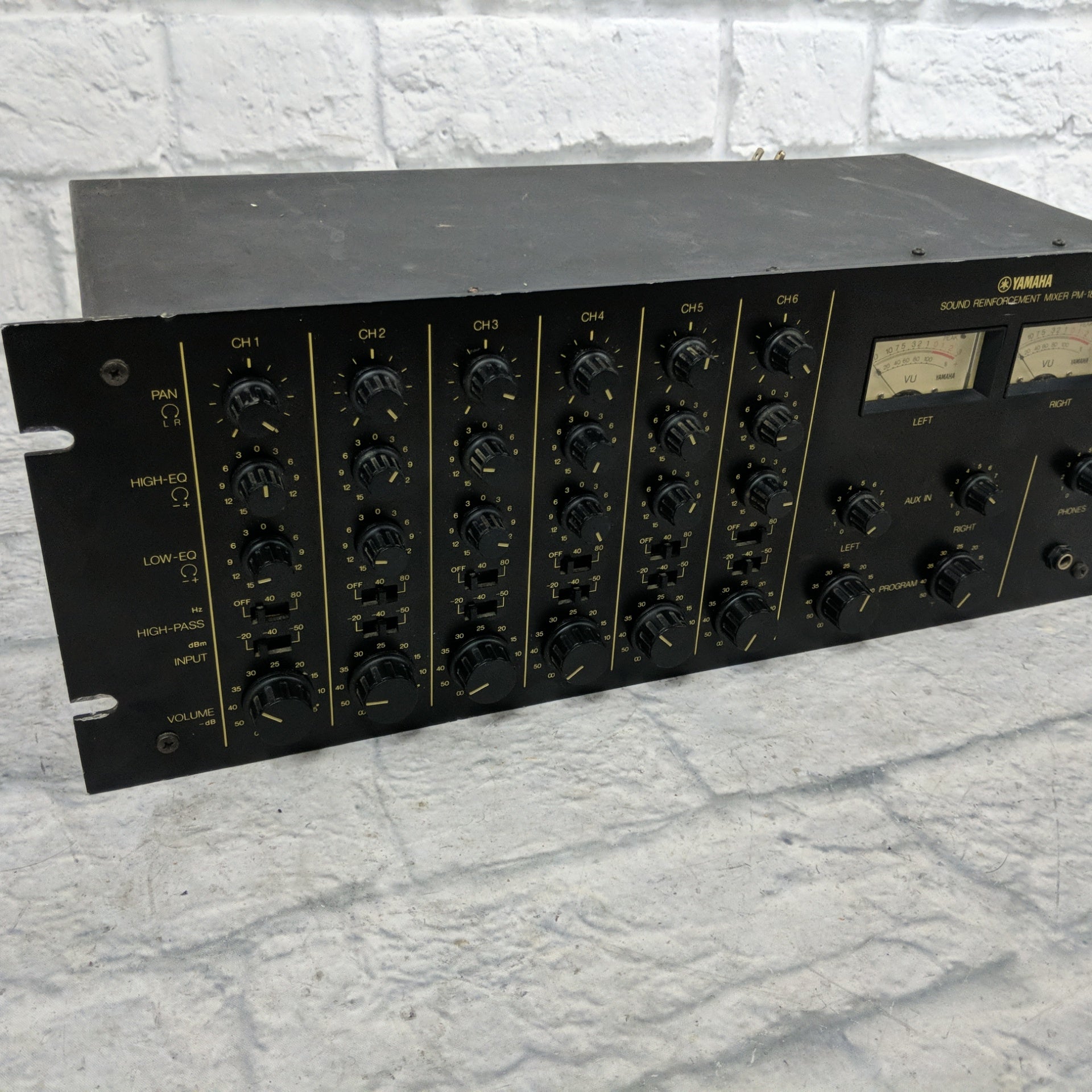 YAMAHA PM-180 ヤマハ マイクプリアンプ 6チャンネルミキサー s-l400.jpg
