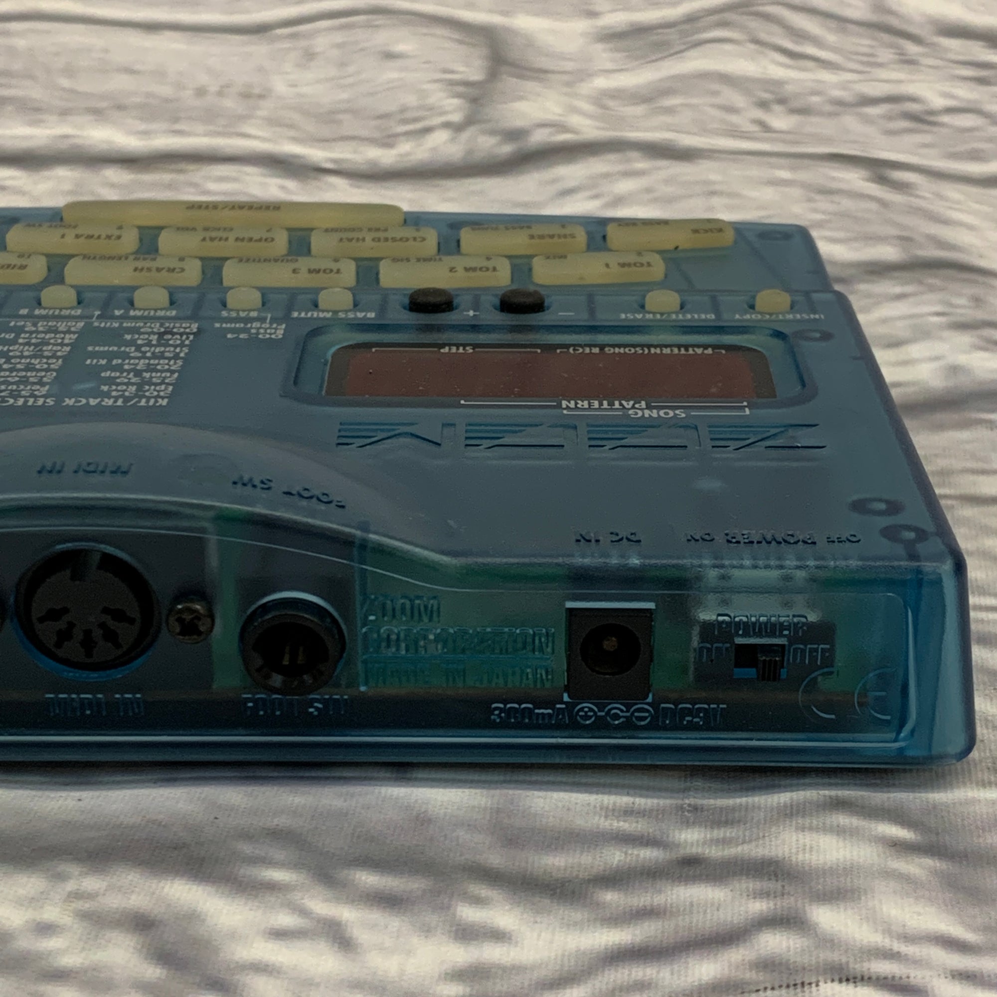 Zoom RhythmTrak RT123 Drum Machine Evolution Music