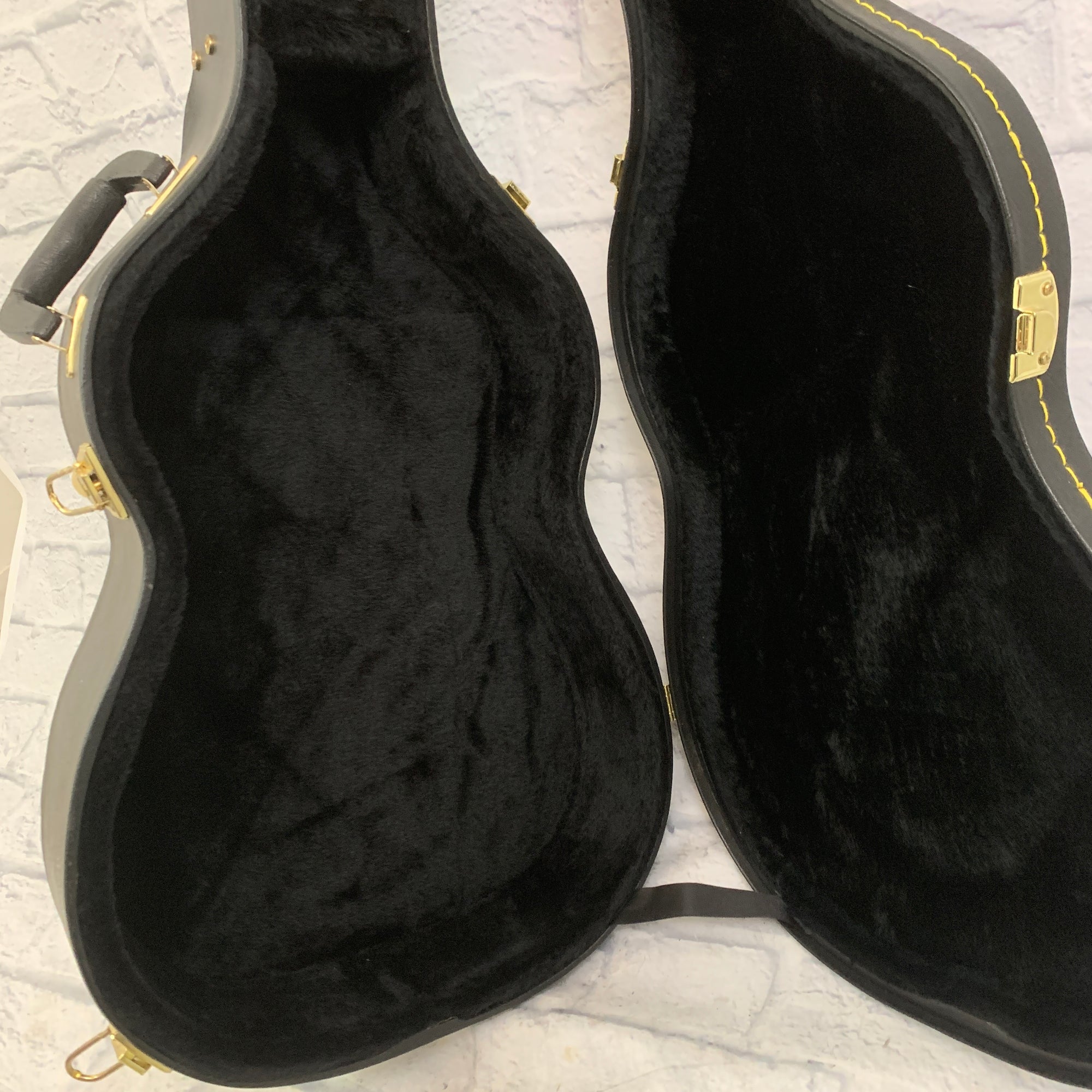 Unknown Classical Guitar Hard Case