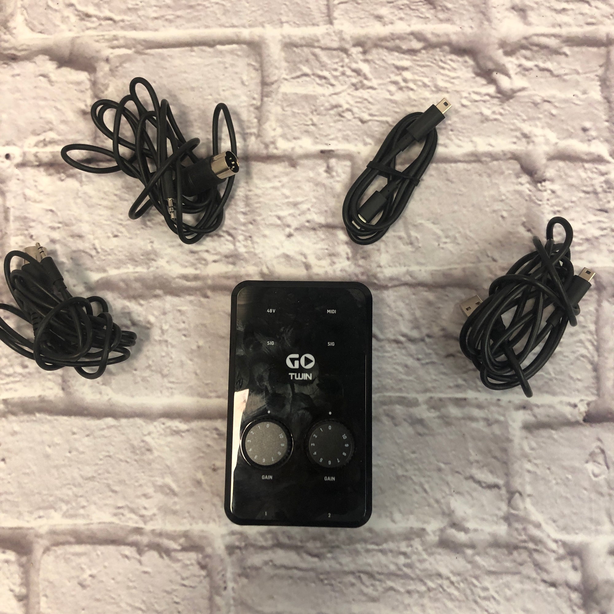 TC Helicon Go Twin 2-Channel Mobile Interface