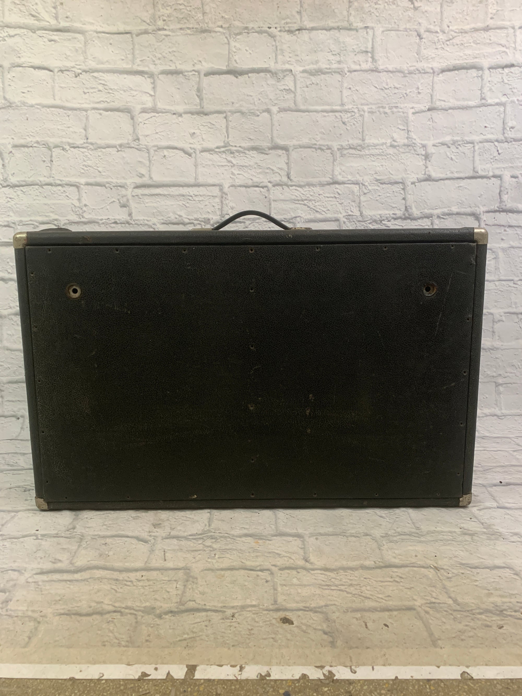 Unloaded Fender Closed-Back (Bandmaster?) 2x12 Cabinet AS IS