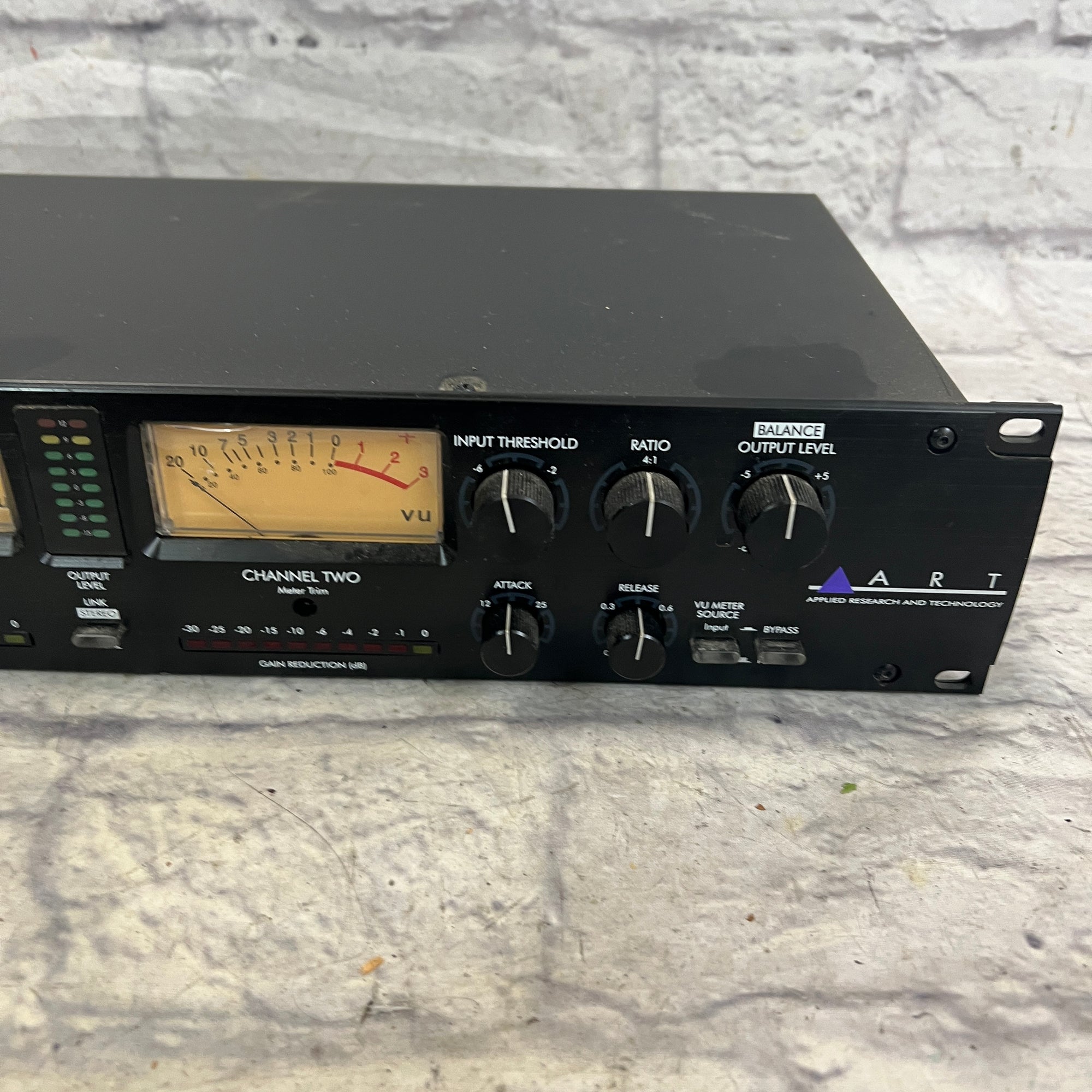 Art Pro VLA II 2-Channel Vactrol Compressor - Evolution Music