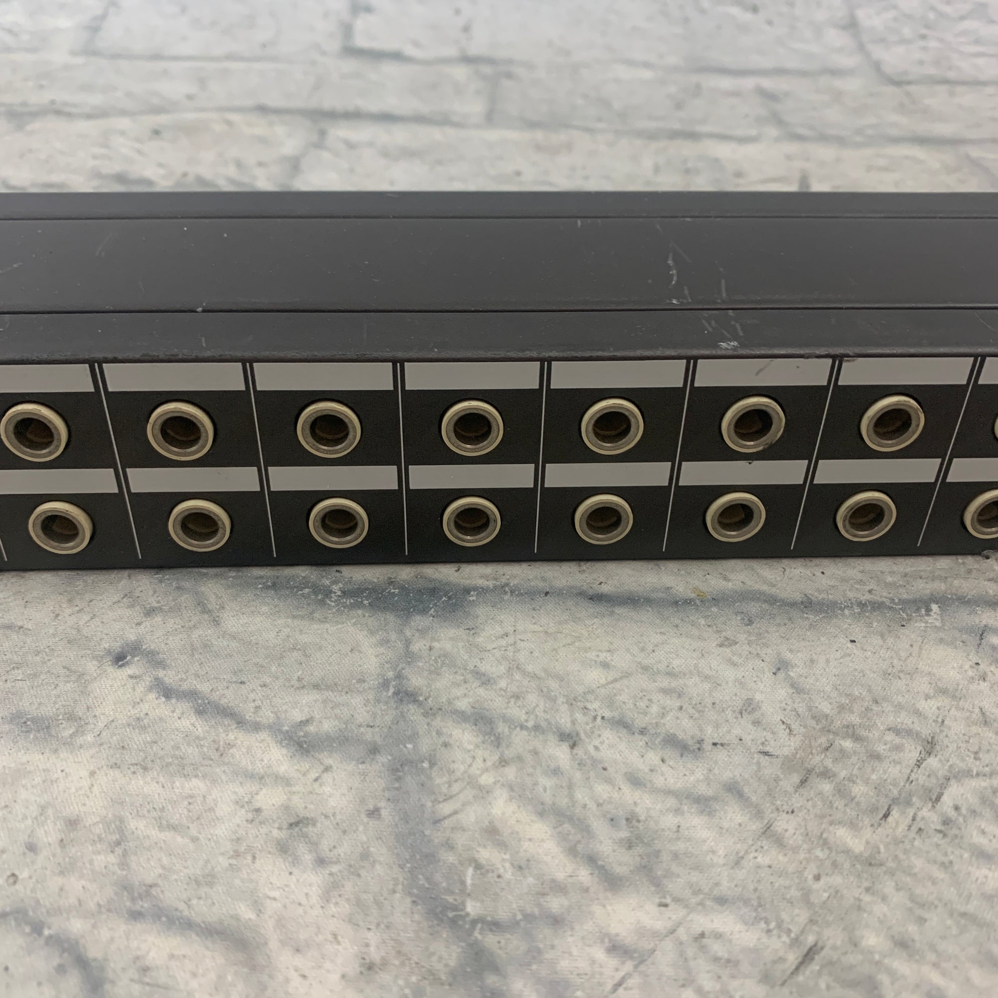 Tascam PB-32P Rack Patchbay - Evolution Music