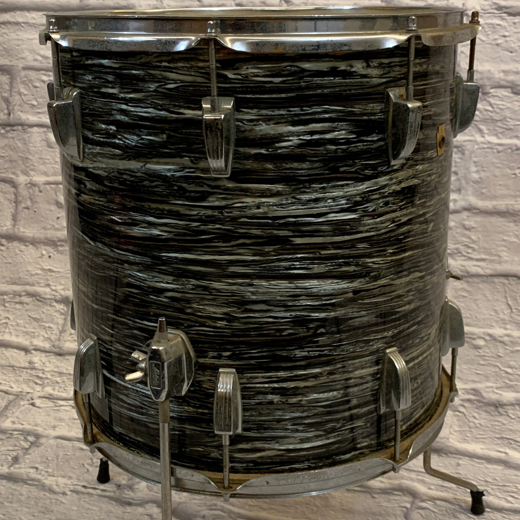 1960s Ludwig 16" Floor Tom Black Oyster Pearl