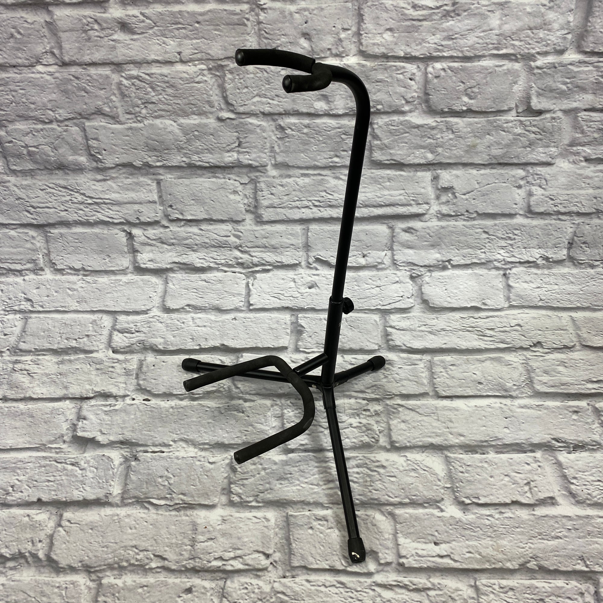 Black Guitar Stand