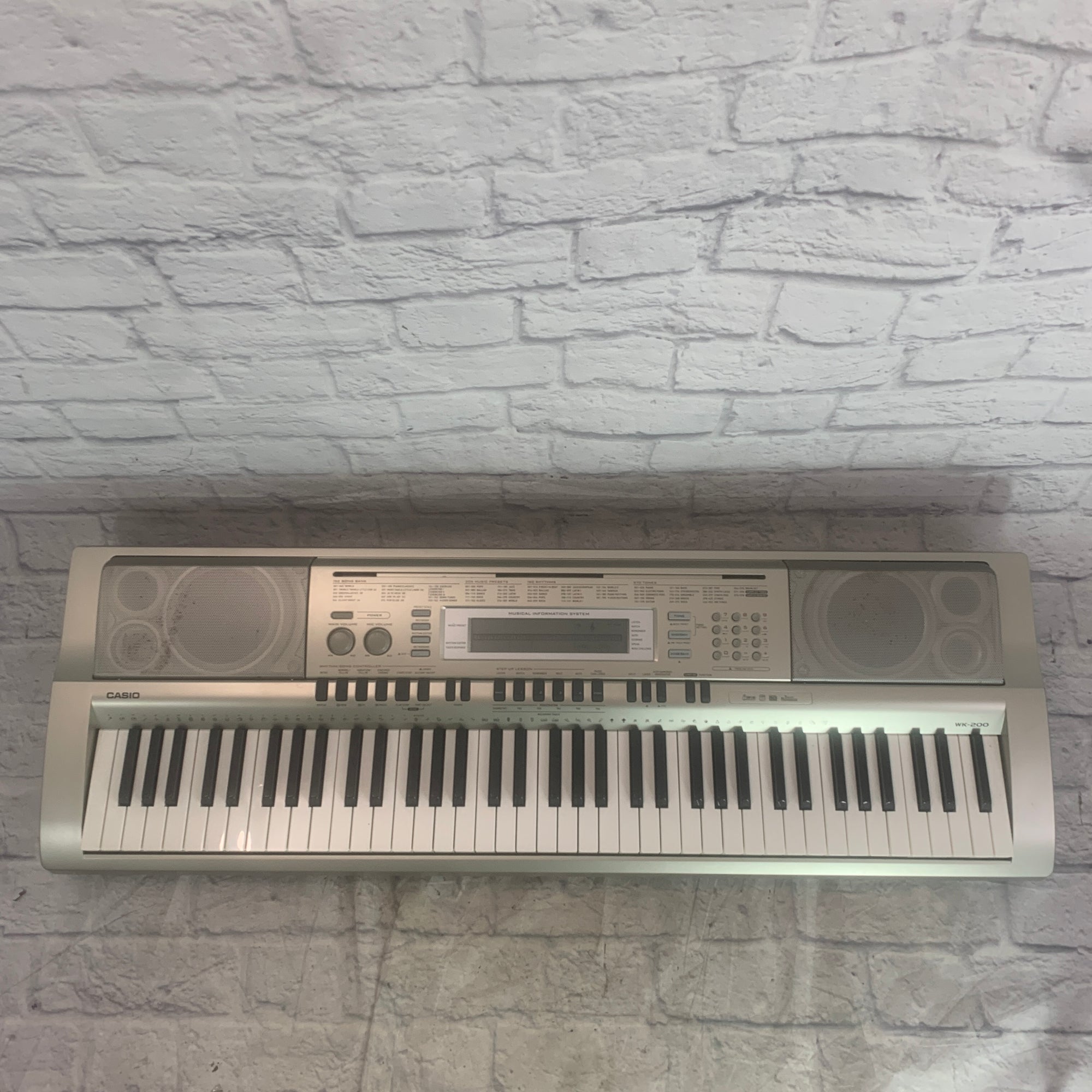 Casio WK-200 (76 Key) Digital Piano
