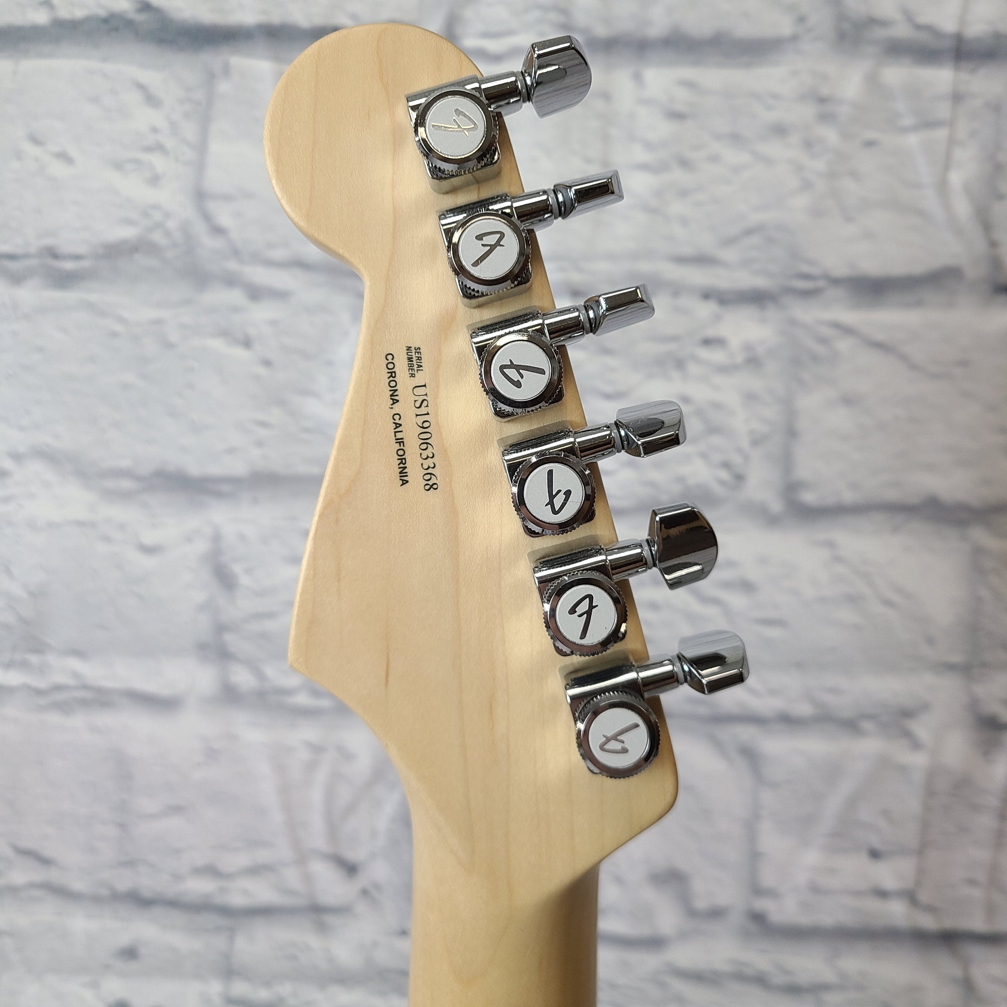 Fender American Elite Strat EB SA Ebony Fretboard - Satin Ice Blue