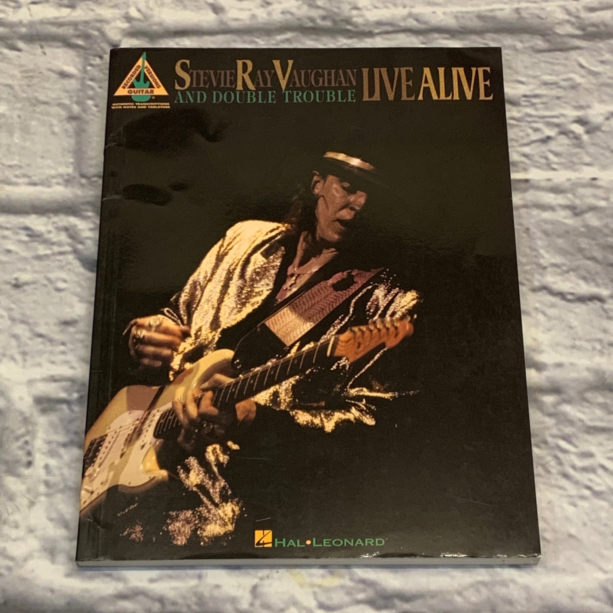 Hal Leonard Stevie Ray Vaughan and Double Trouble: Live Alive Guitar Book