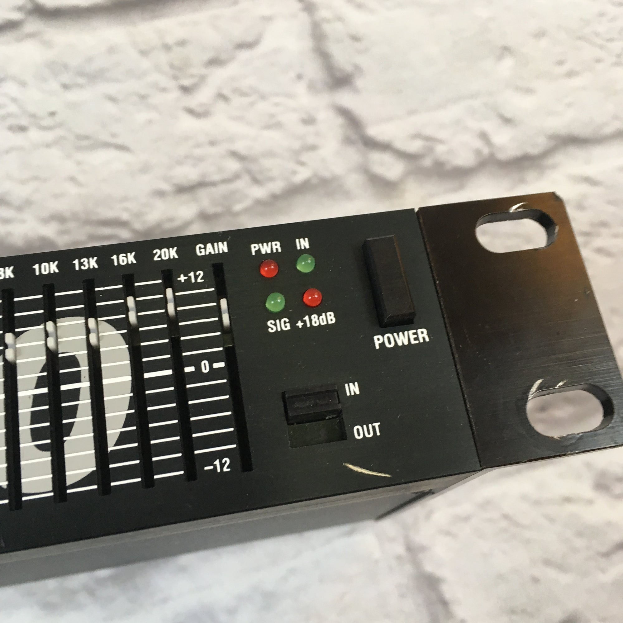 Alesis M-EQ-230 Equalizer