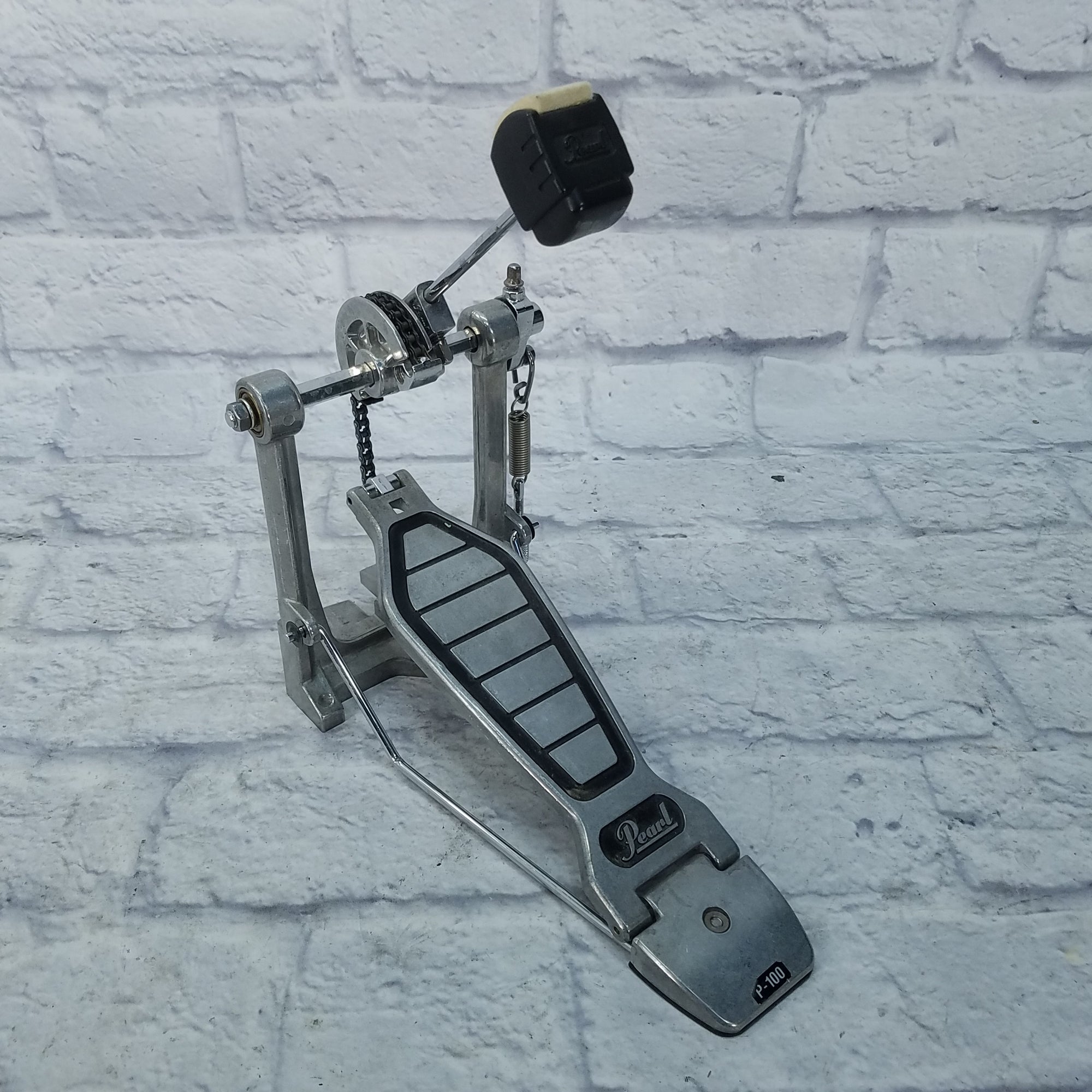 Pearl P-100 Single Chain Kick Pedal