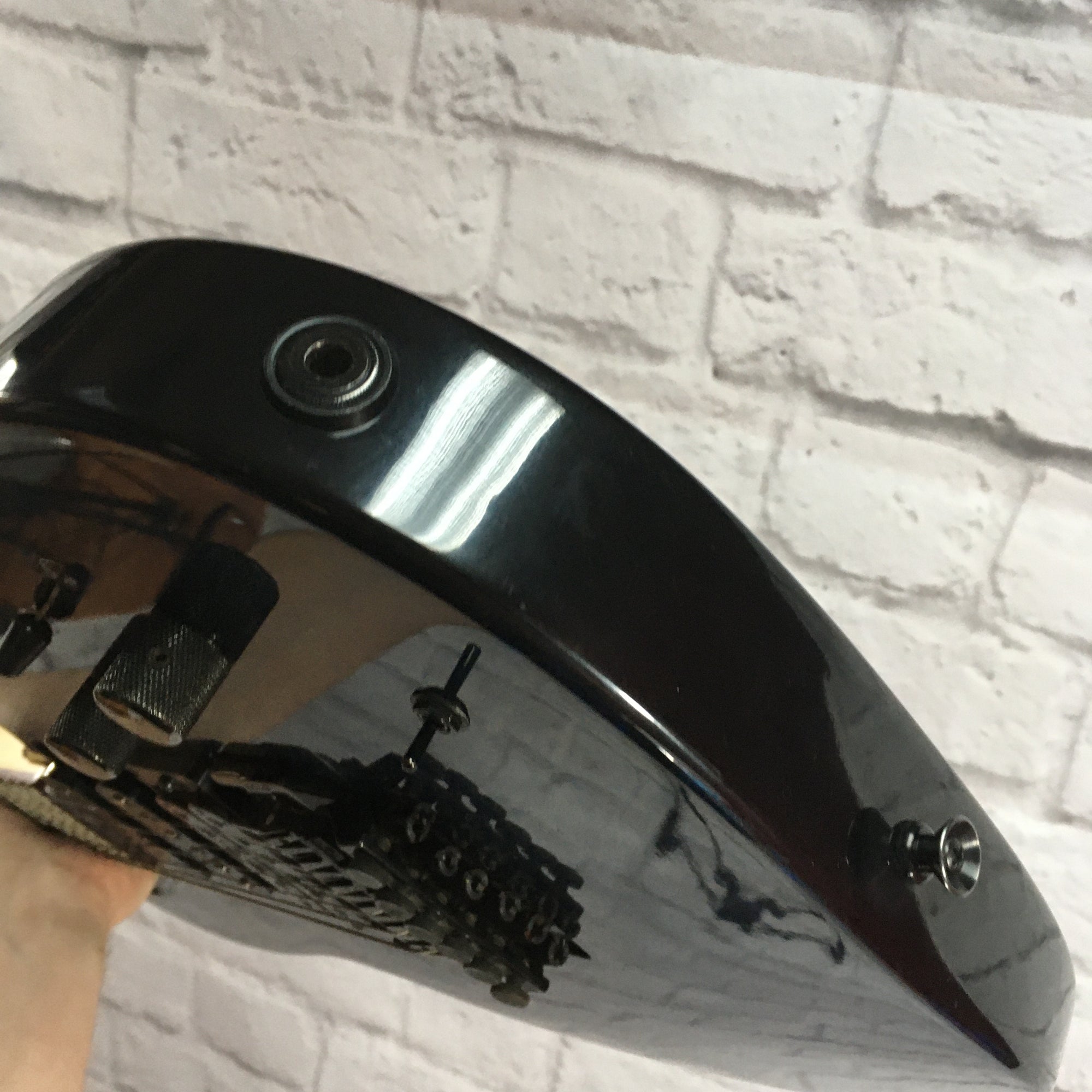 Peavey Tracer Electric Guitar w/ case