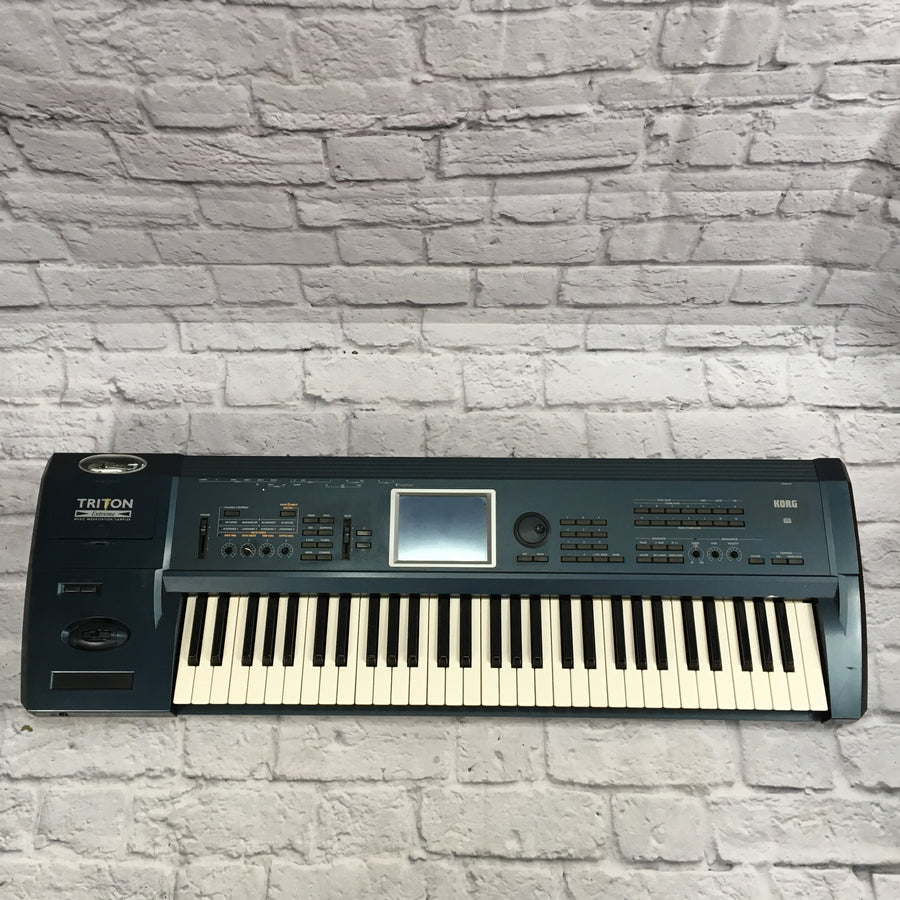 Korg Triton Extreme 61 Key Synthesizer