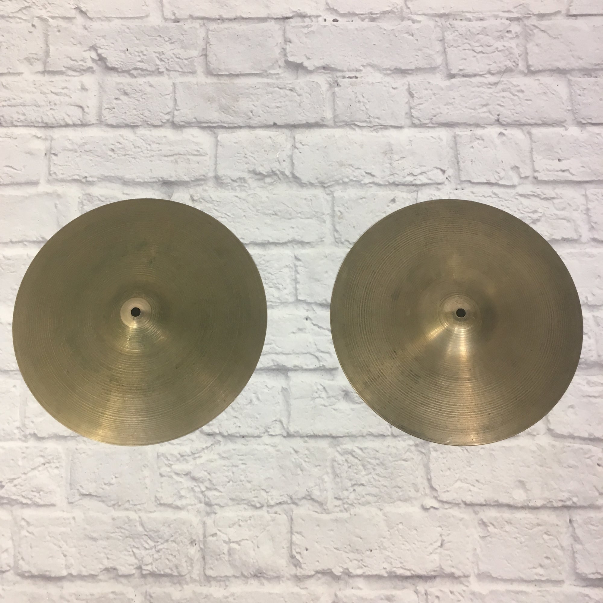 1950s Vintage Zildjian 14 Inch Hi Hat Cymbal Pair 1950s Vintage Zildjian 14 Inch Hi Hat Cymbal Pair