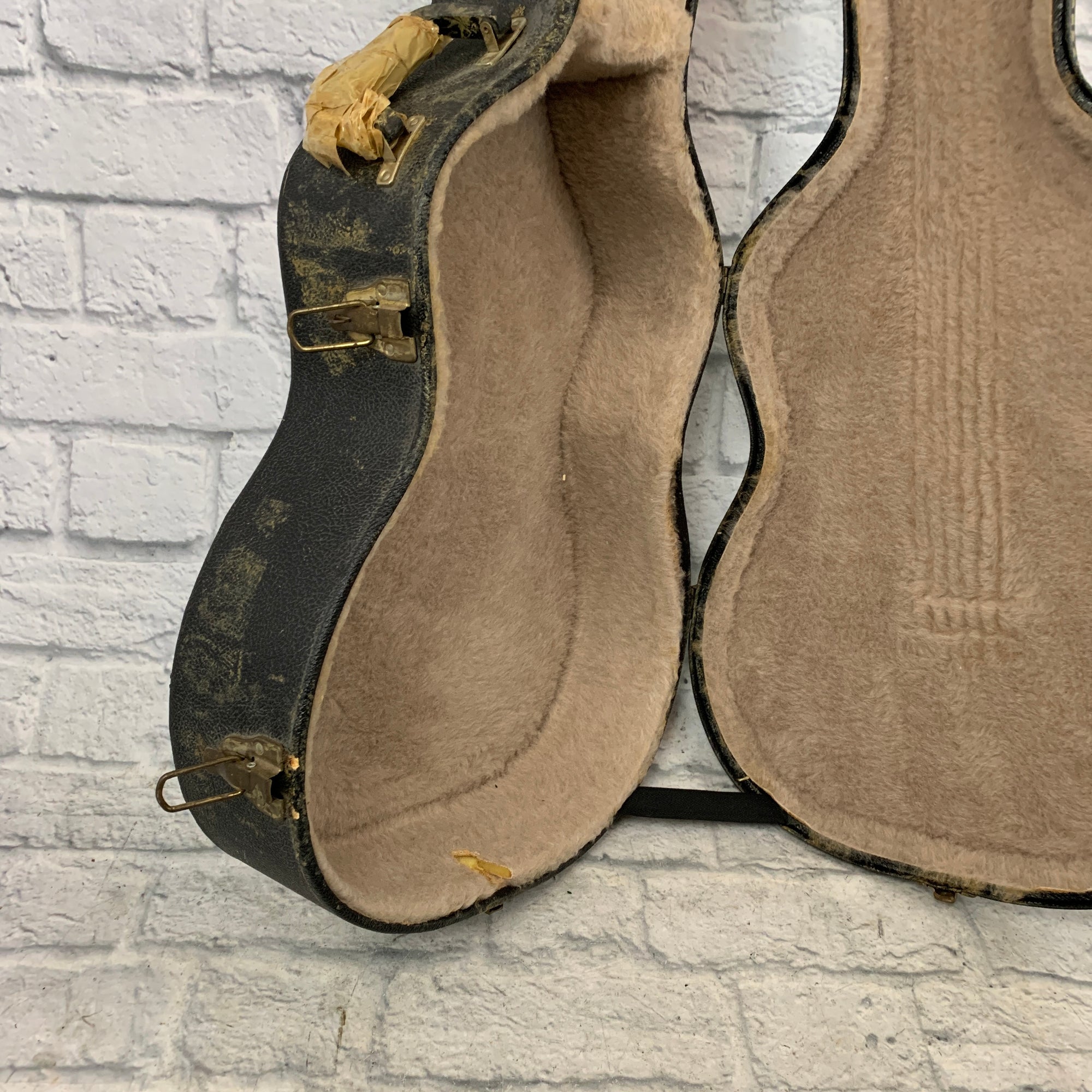 Concert Size Acoustic Hard Case