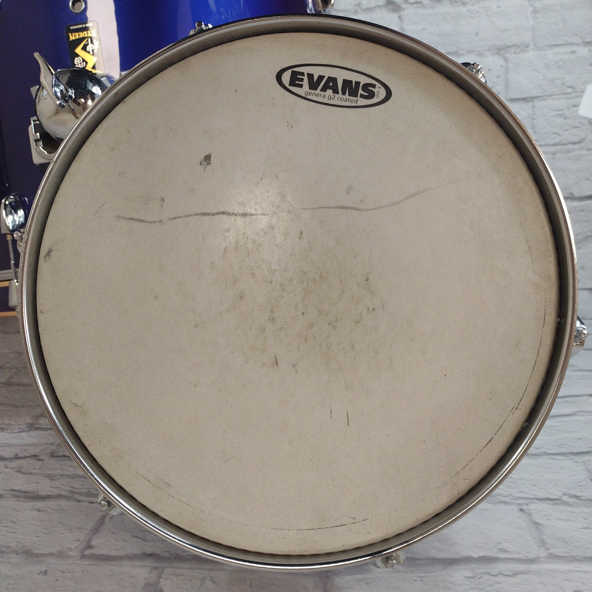 Drum Drops3枚+1 Amazon.com: Natal KZN-TR-FBK Zenith Series 3 Piece Drum Set