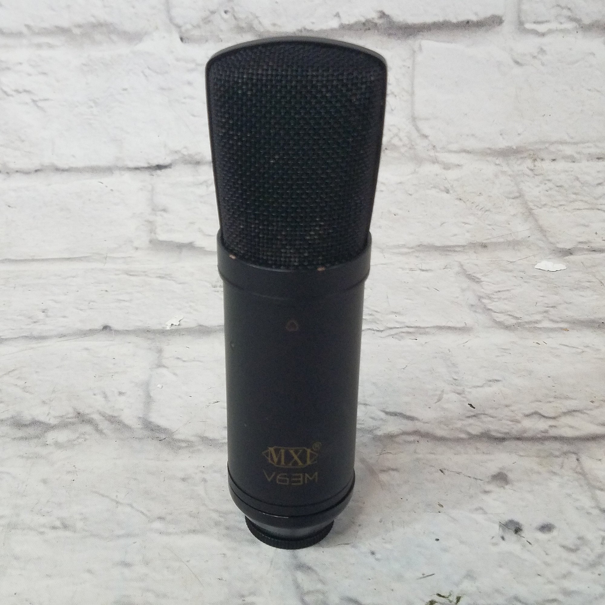 MXL V63 Large Diaphragm Condenser Microphone