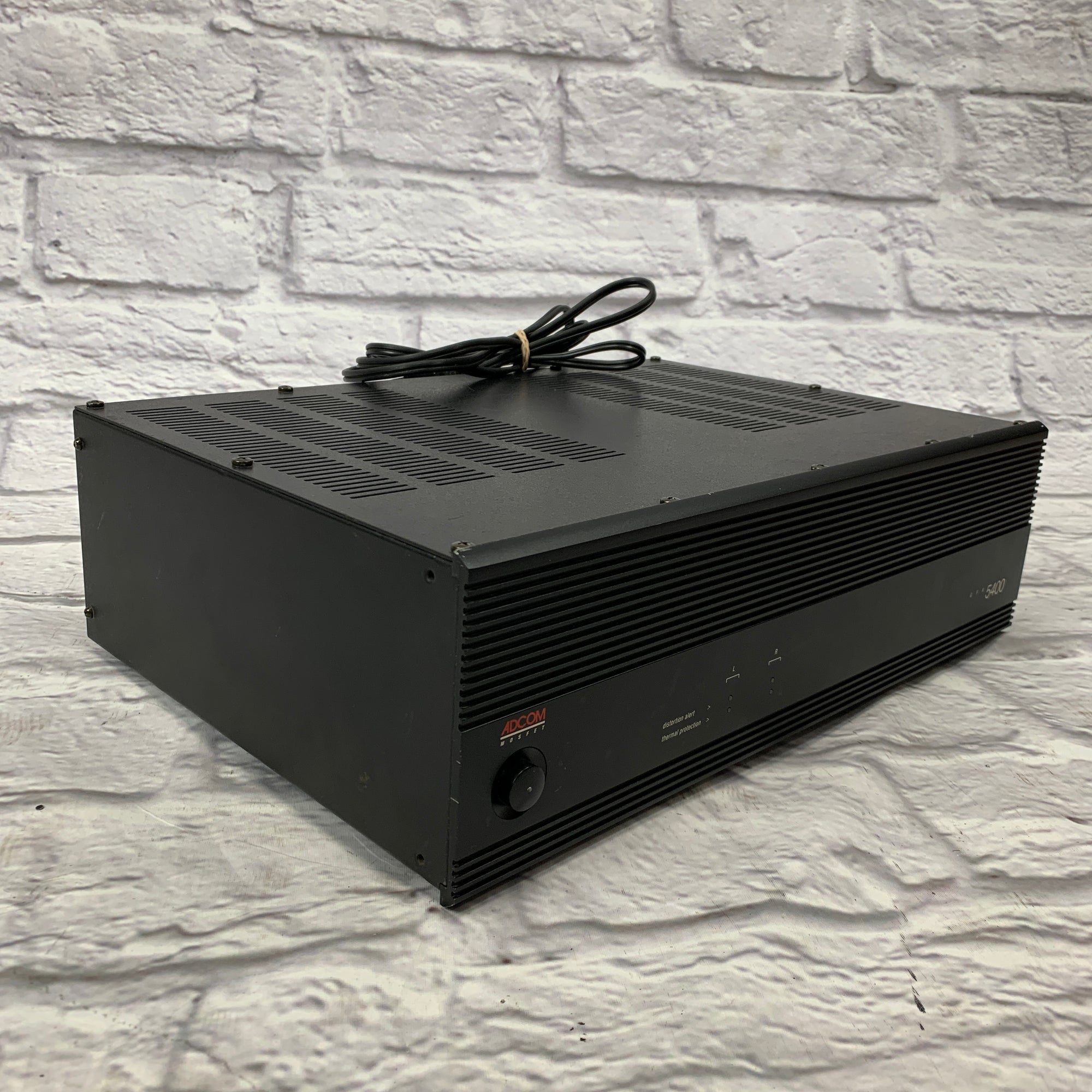 Omina様 GENOS M460V-5AX | 5-Axis Vertical Machining Center | VMC