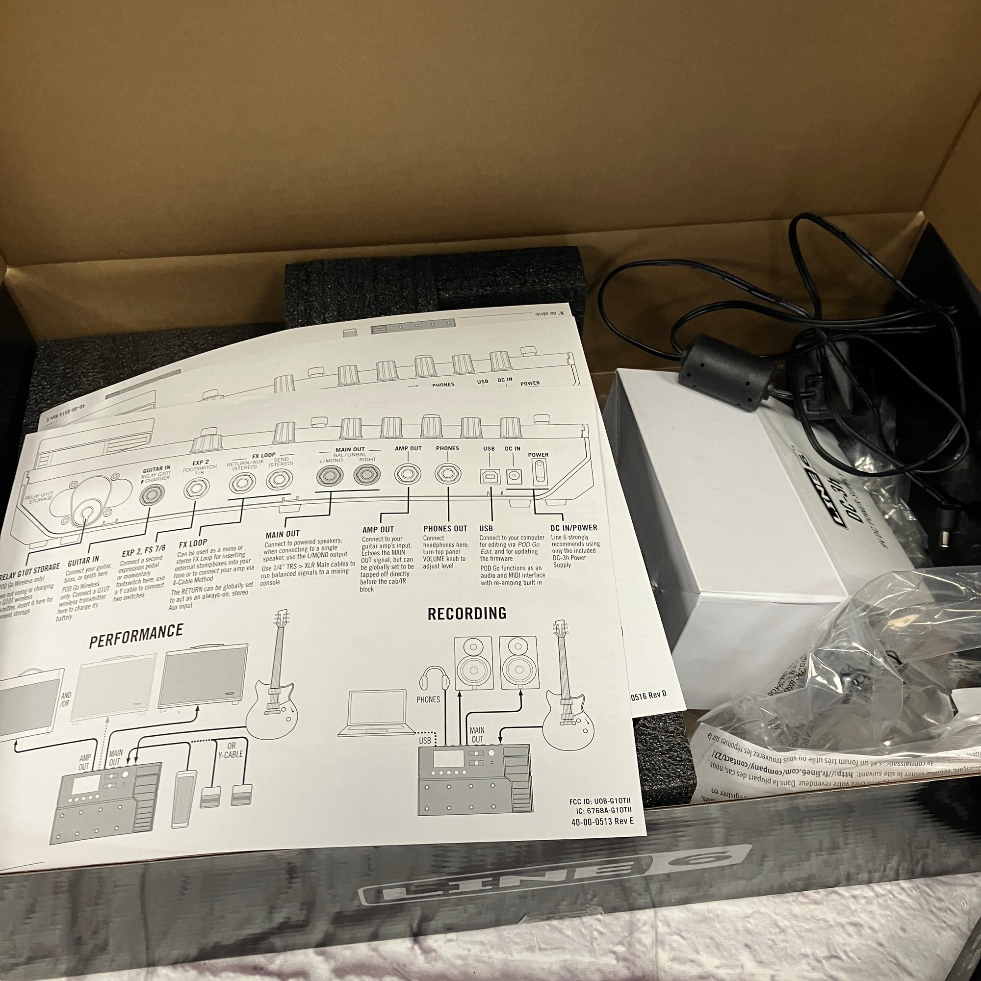 Line 6 Pod Go Multi Effect and Amp Modeler with Power Supply
