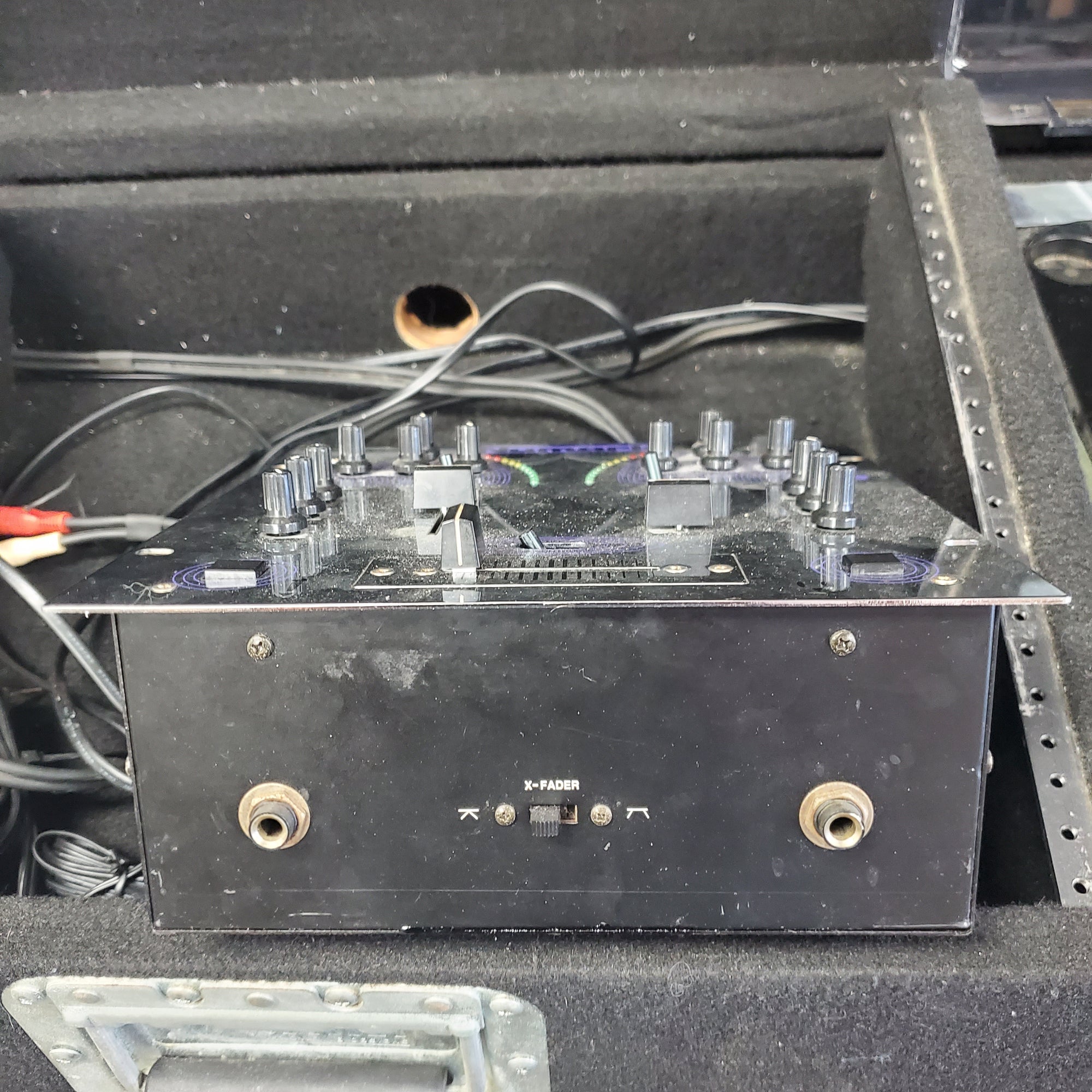 Numark TT-100 DJ Turntables Pair with Numark DM1001EX Mixer and Odyssey Case