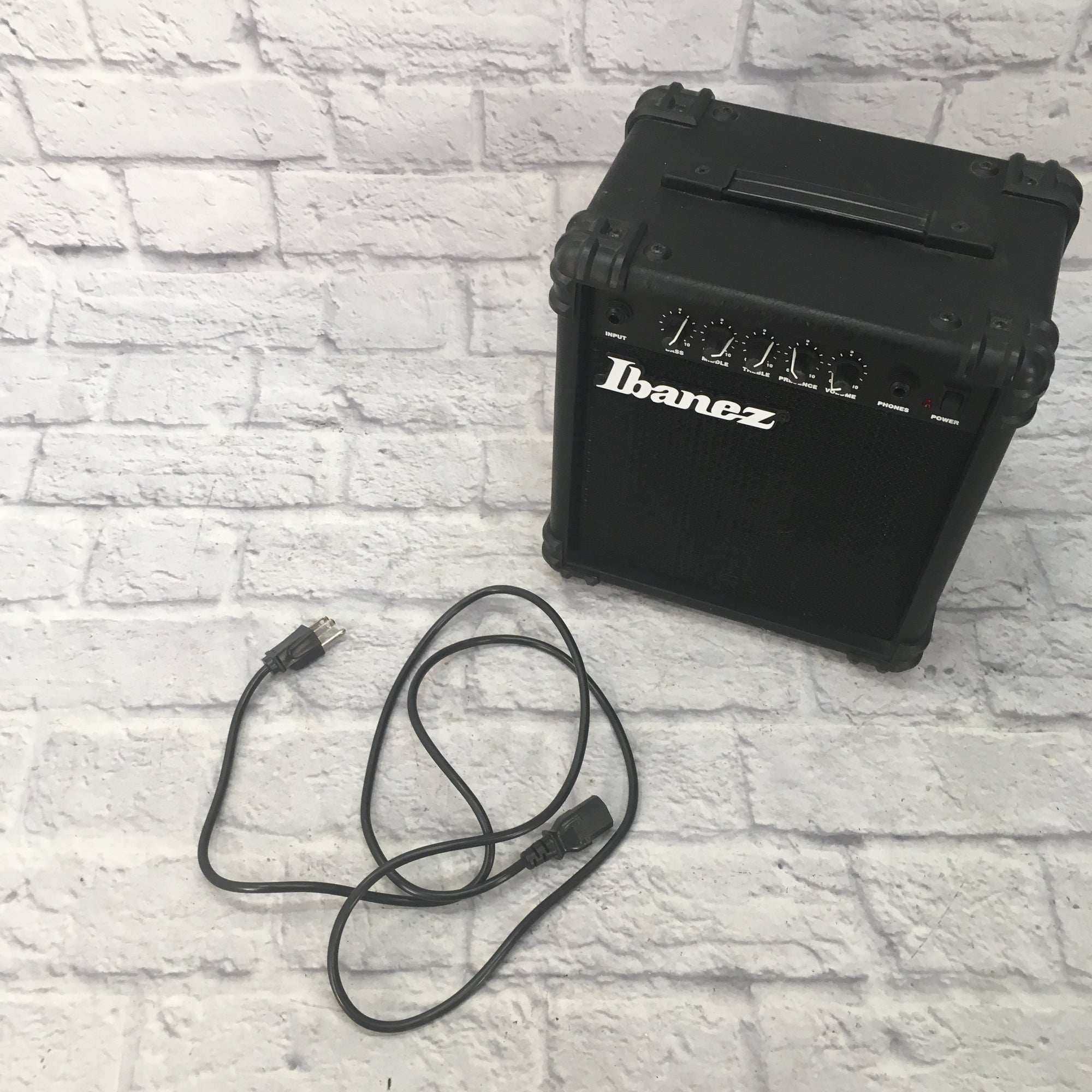 Ibanez IBZ10B 10W Practice Bass Amp