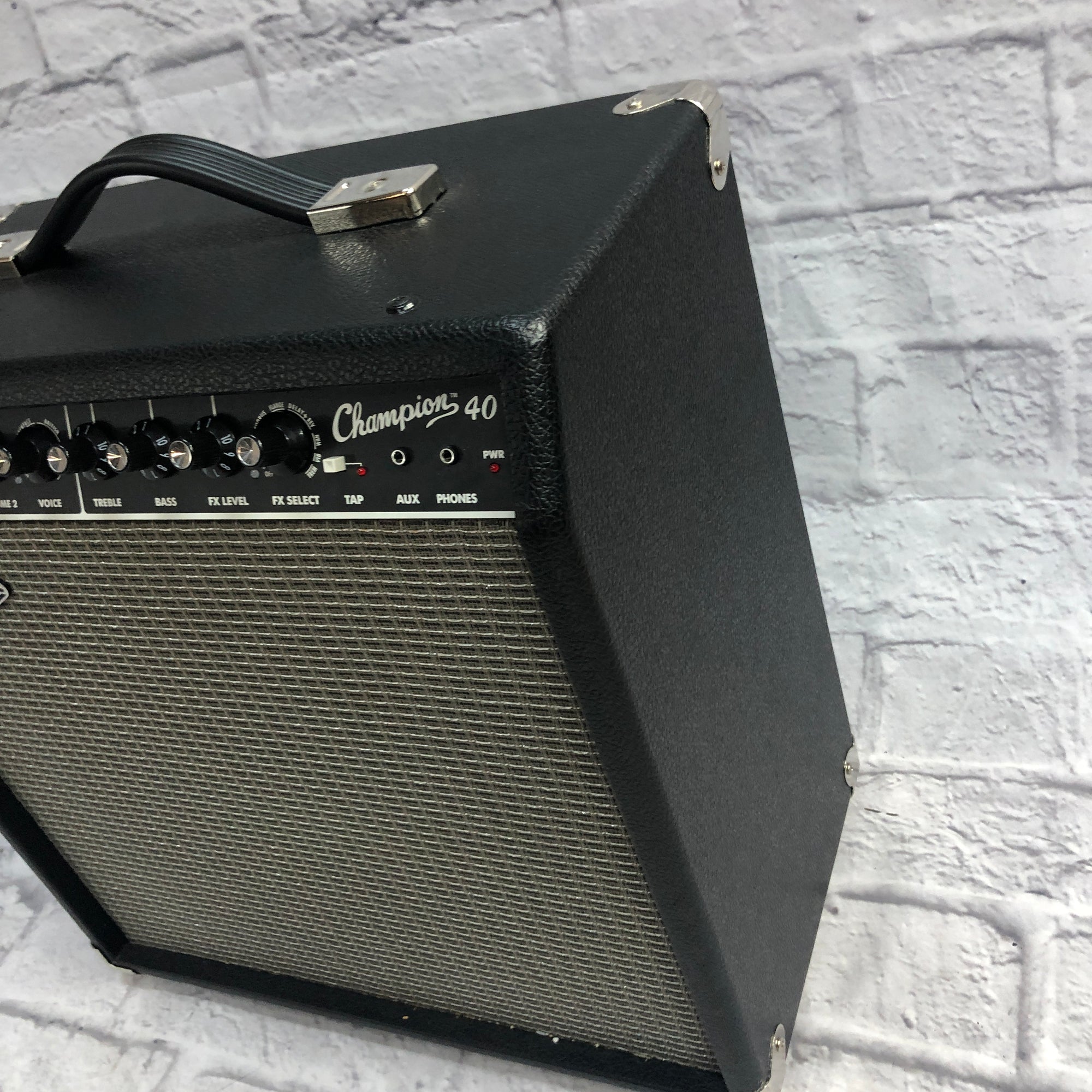 fender champion 40 pedals Fender Champion 40 with Footswitch and Cover