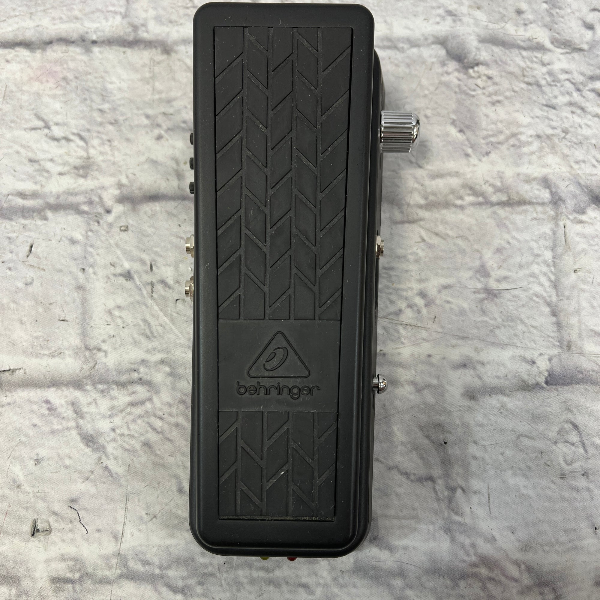 Behringer Hellbabe Wah Pedal