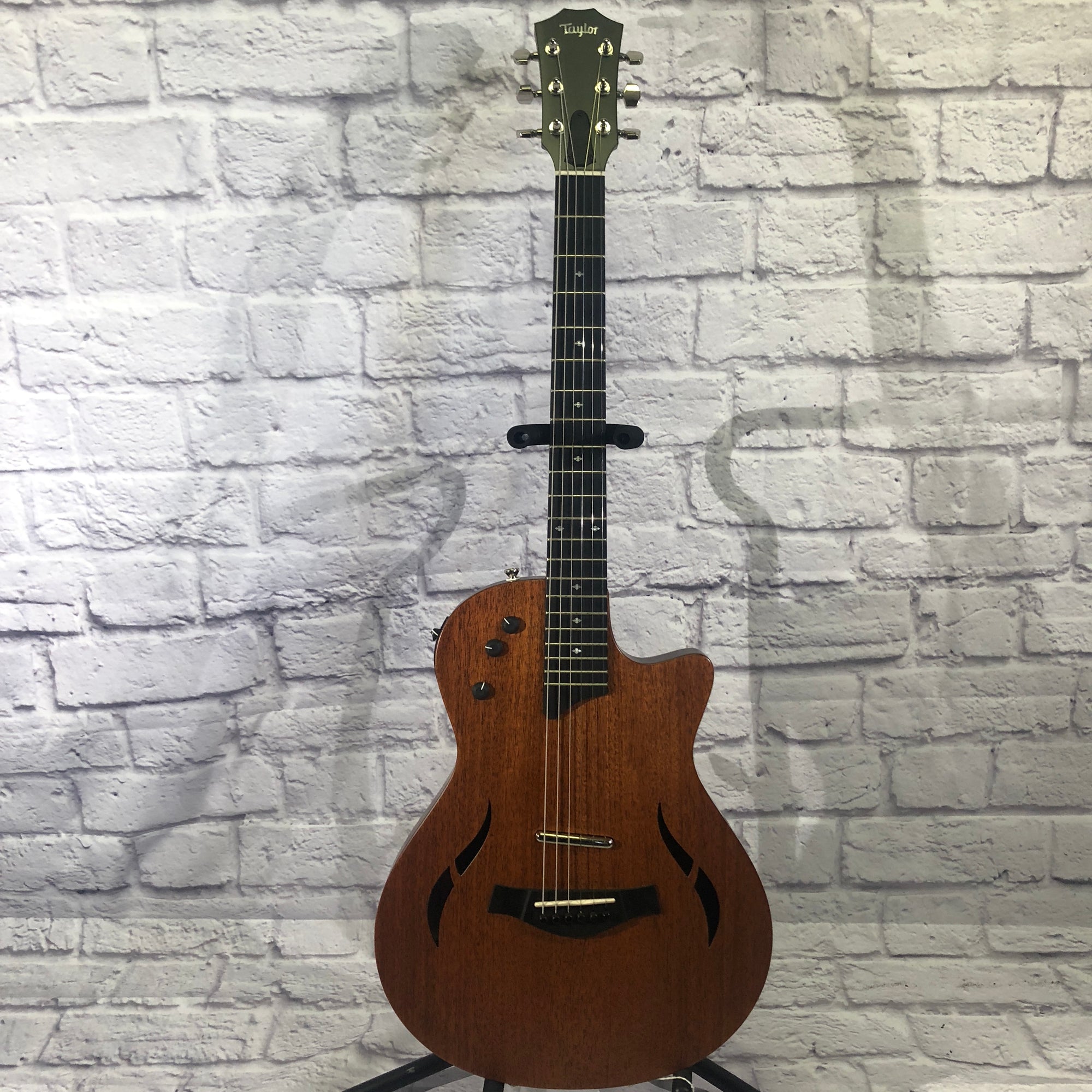 Taylor T5Z Classic Acoustic Electric Guitar