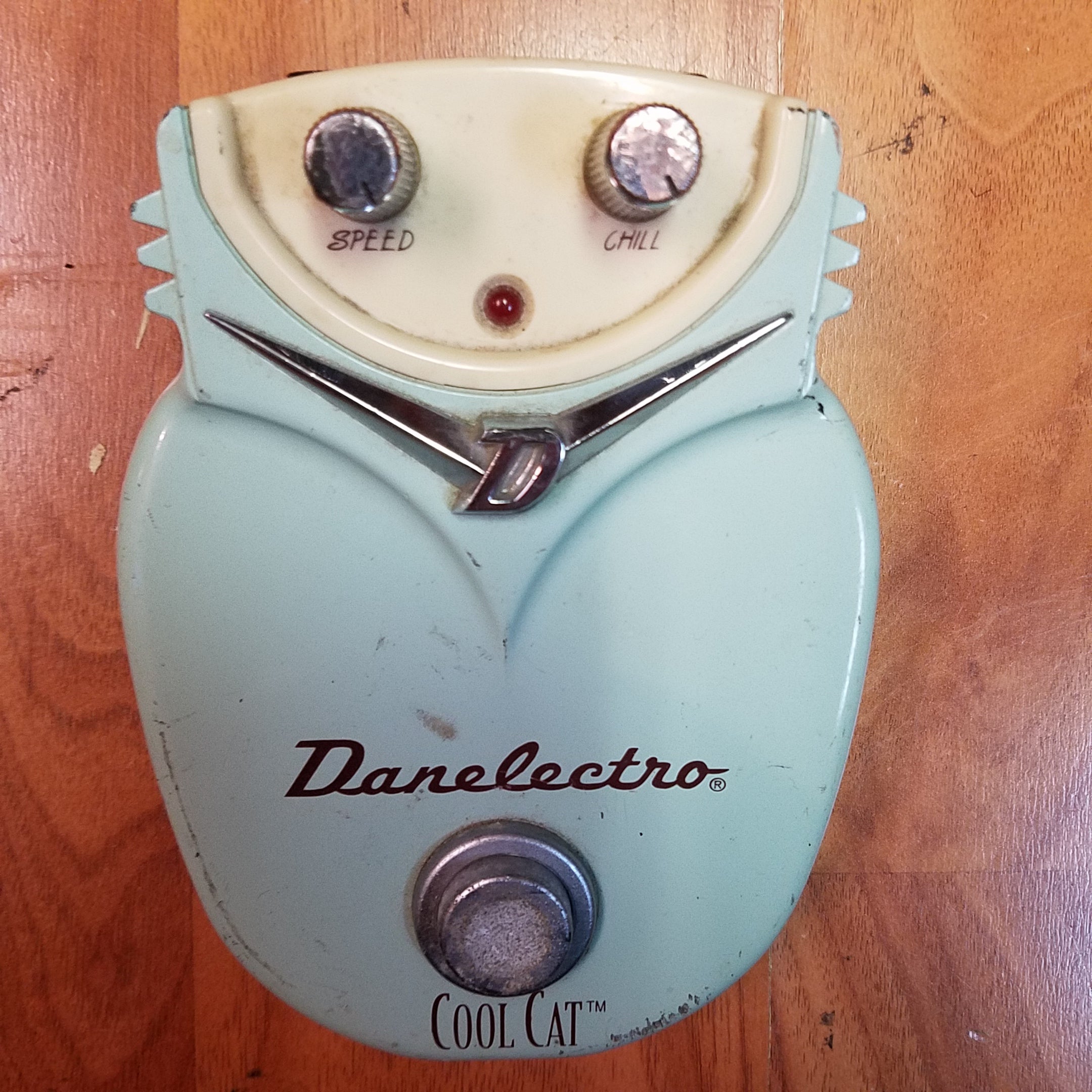 Danelectro Cool Cat Chorus Pedal 18V - Evolution Music