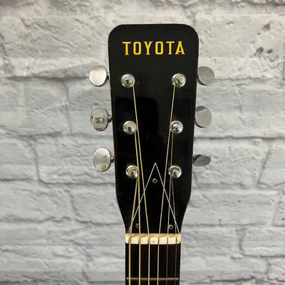 Toyota 605 Acoustic Guitar