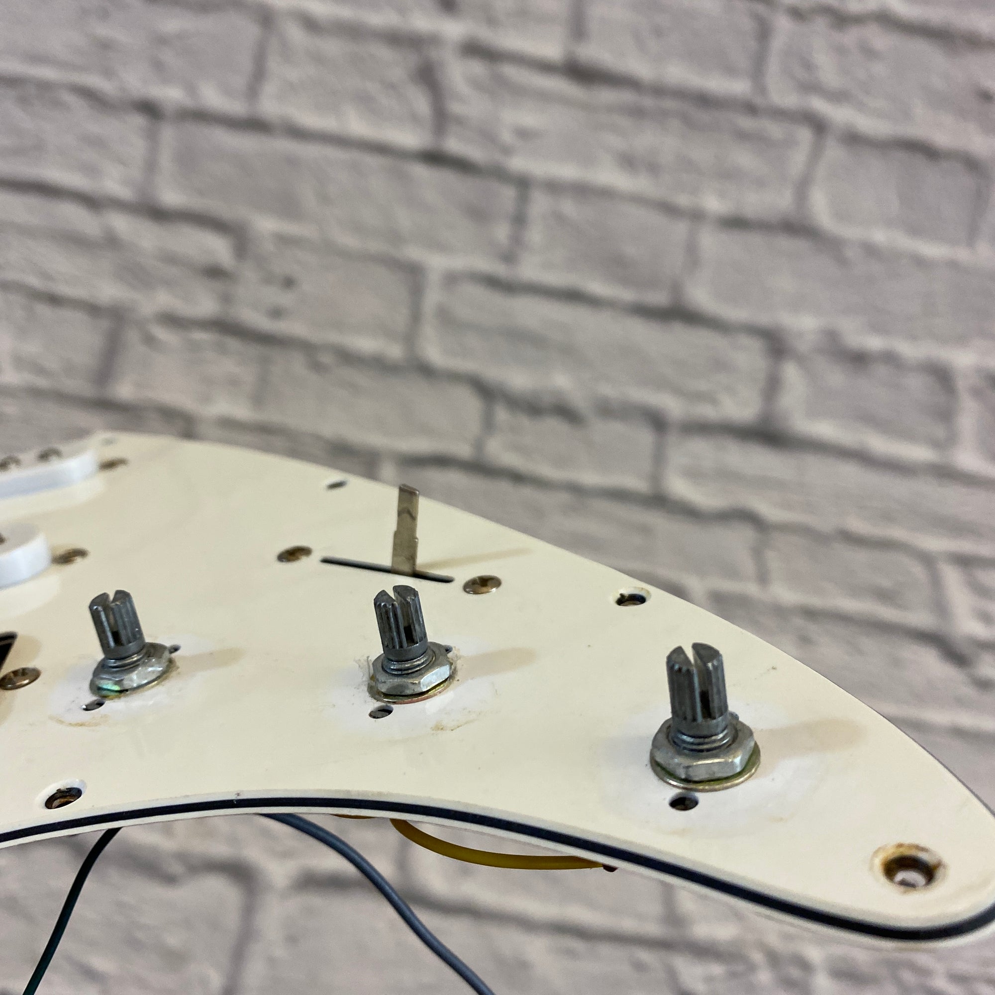 Unknown Loaded HSS Pickguard