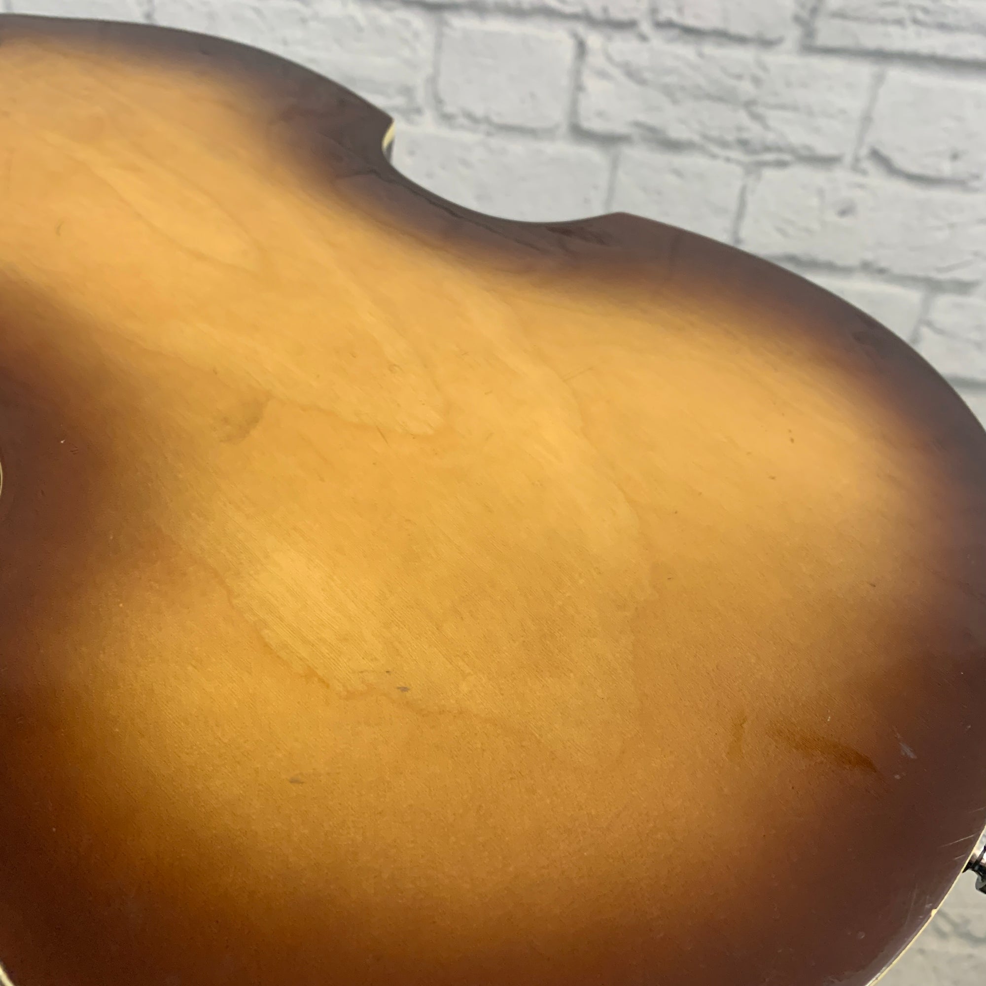 Teisco / Kimberly / Matsumoku MIJ Hollowbody Violin Bass Guitar (1960s, Sunburst) Body