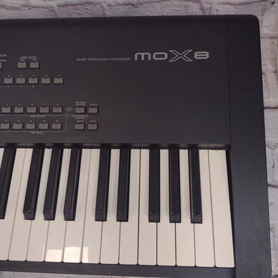 Yamaha MOX8 88-Key Workstation Keyboard - Evolution Music