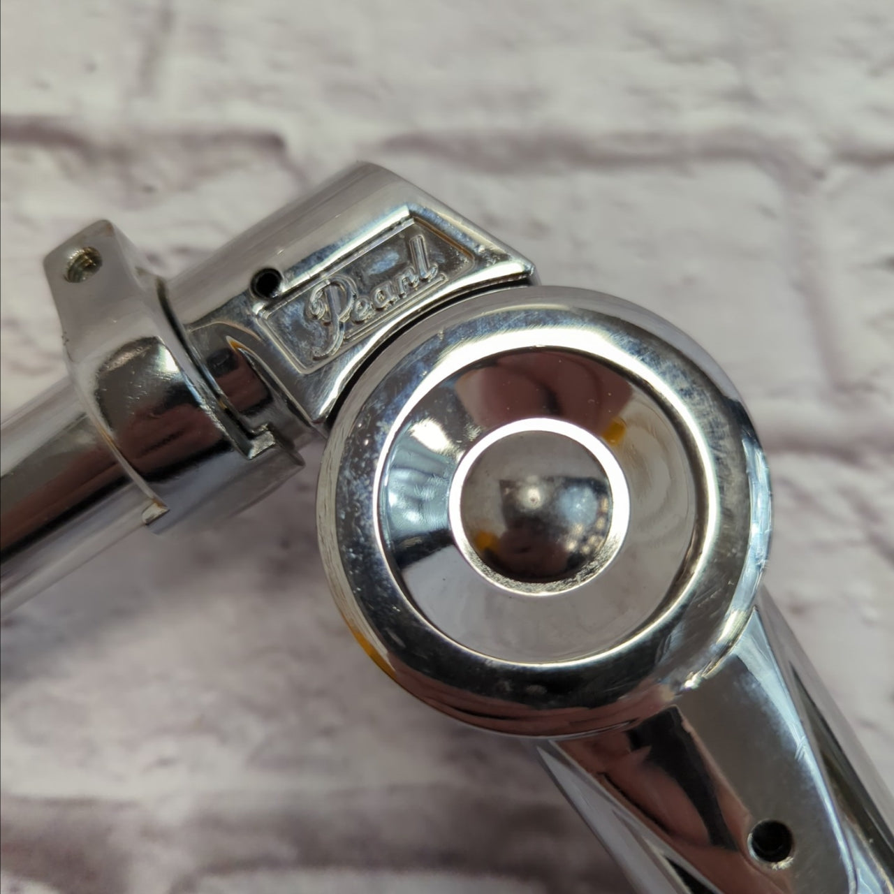 Pearl Short Arm Tom Mount
