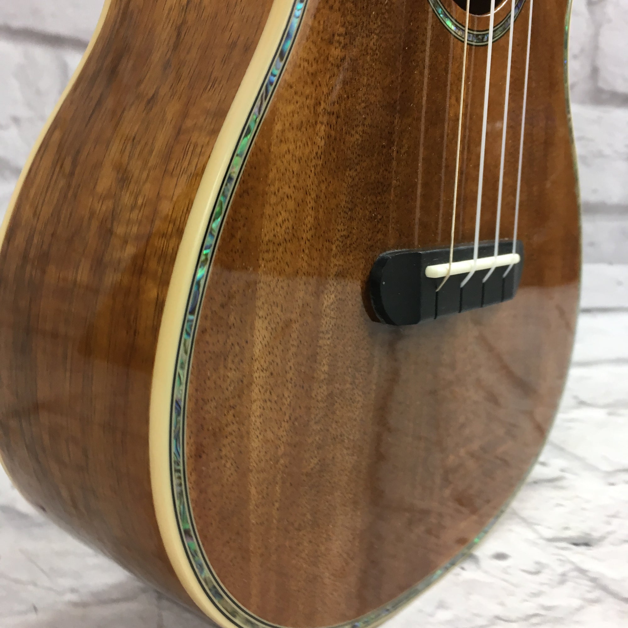 Fender California Coast Montecito