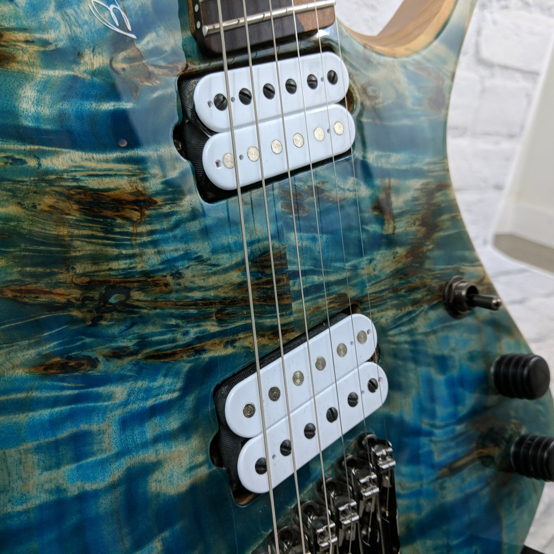 Blackat HSA Poplar Burl Trans Blue over 3pc Black Limba 6 String Electric Guitar