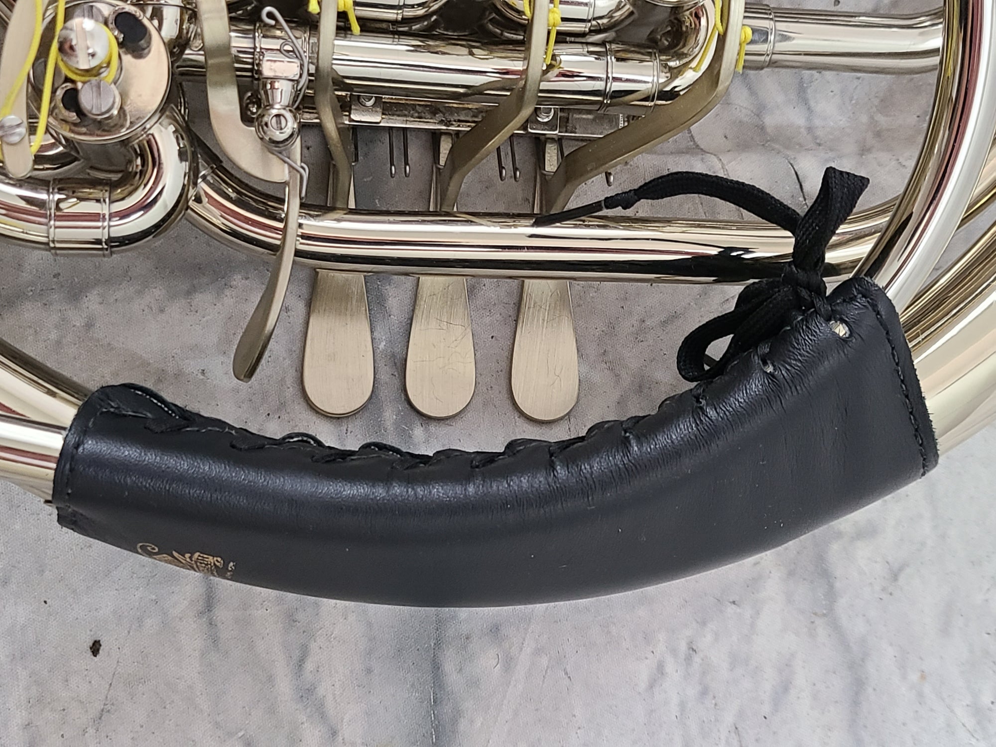 Holton H179 Farkas Professional French Horn w/ Case