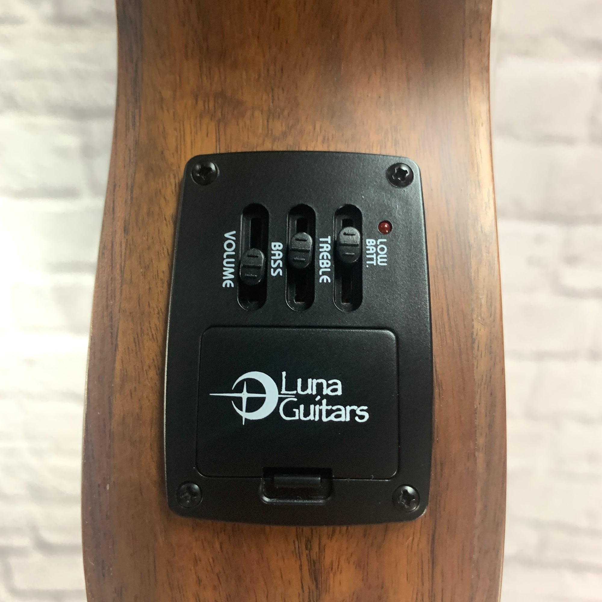 Luna HTC Koa Ukulele