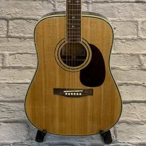 Ventura V4NAT Solid Top Dreadnought Acoustic Guitar