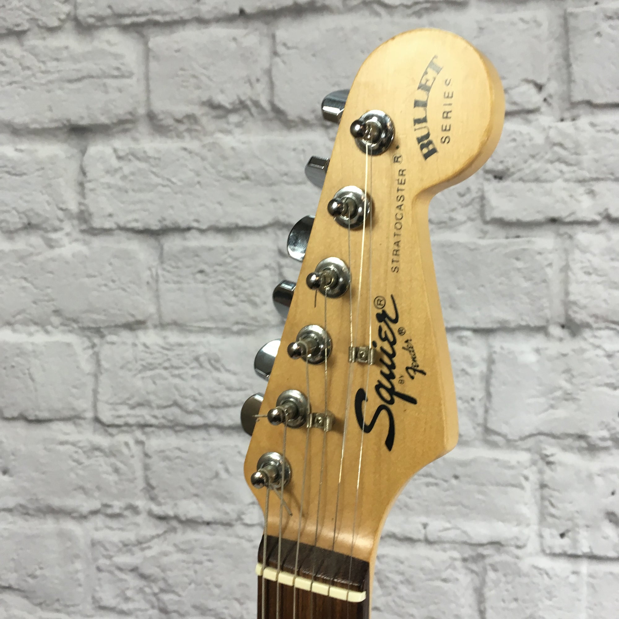Squier Bullet Stratocaster - Evolution Music