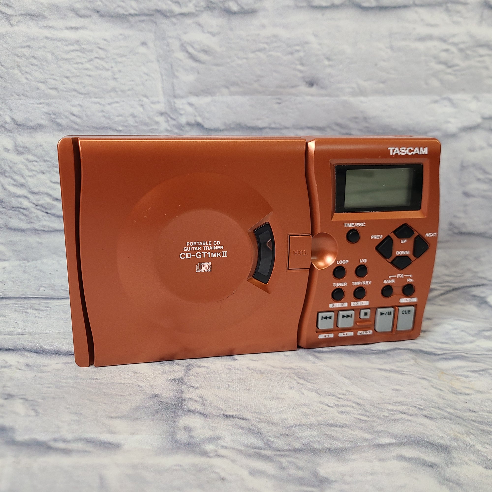 Tascam CD-GT1 Guitar Trainer