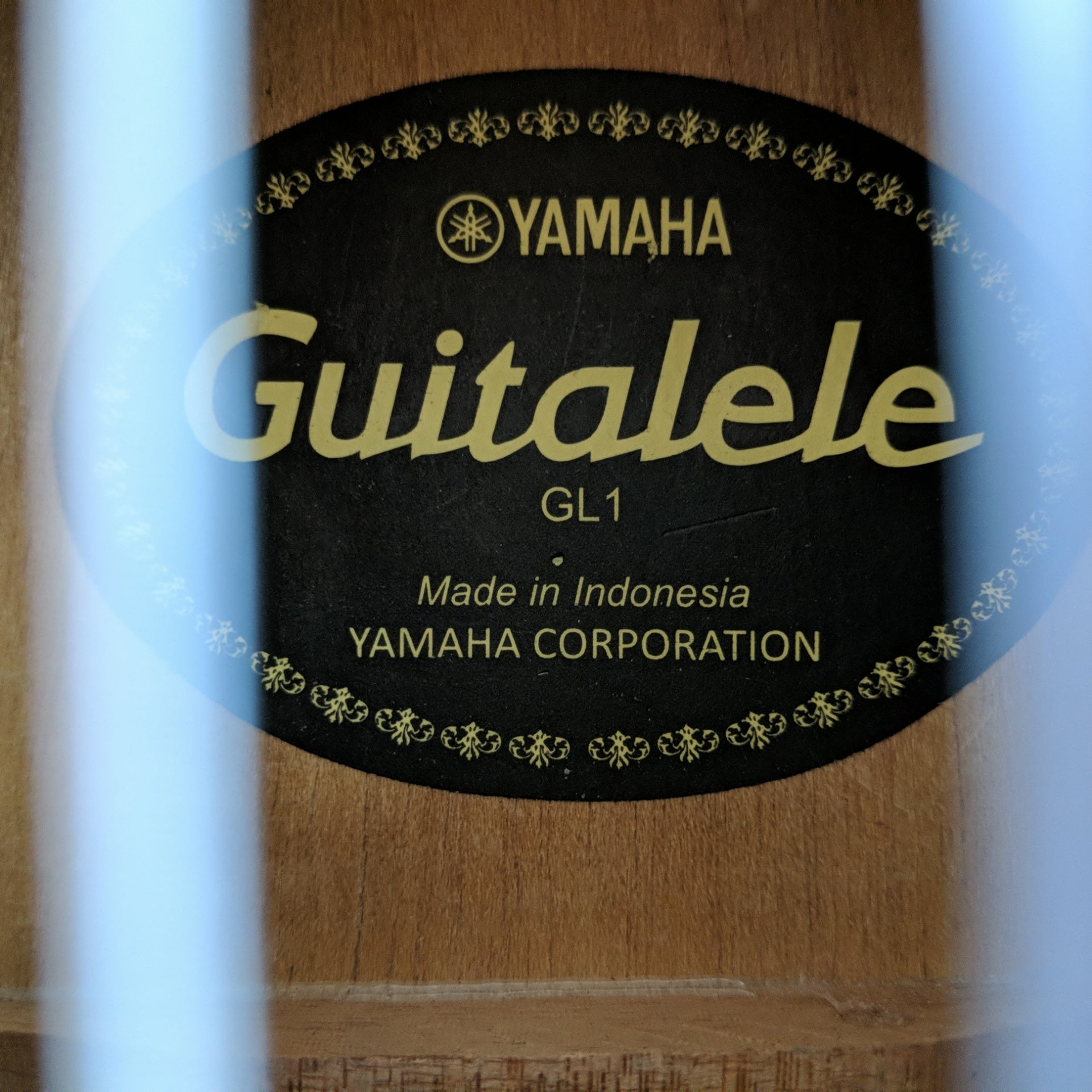 Yamaha GL1 Guitalele with Gig Bag