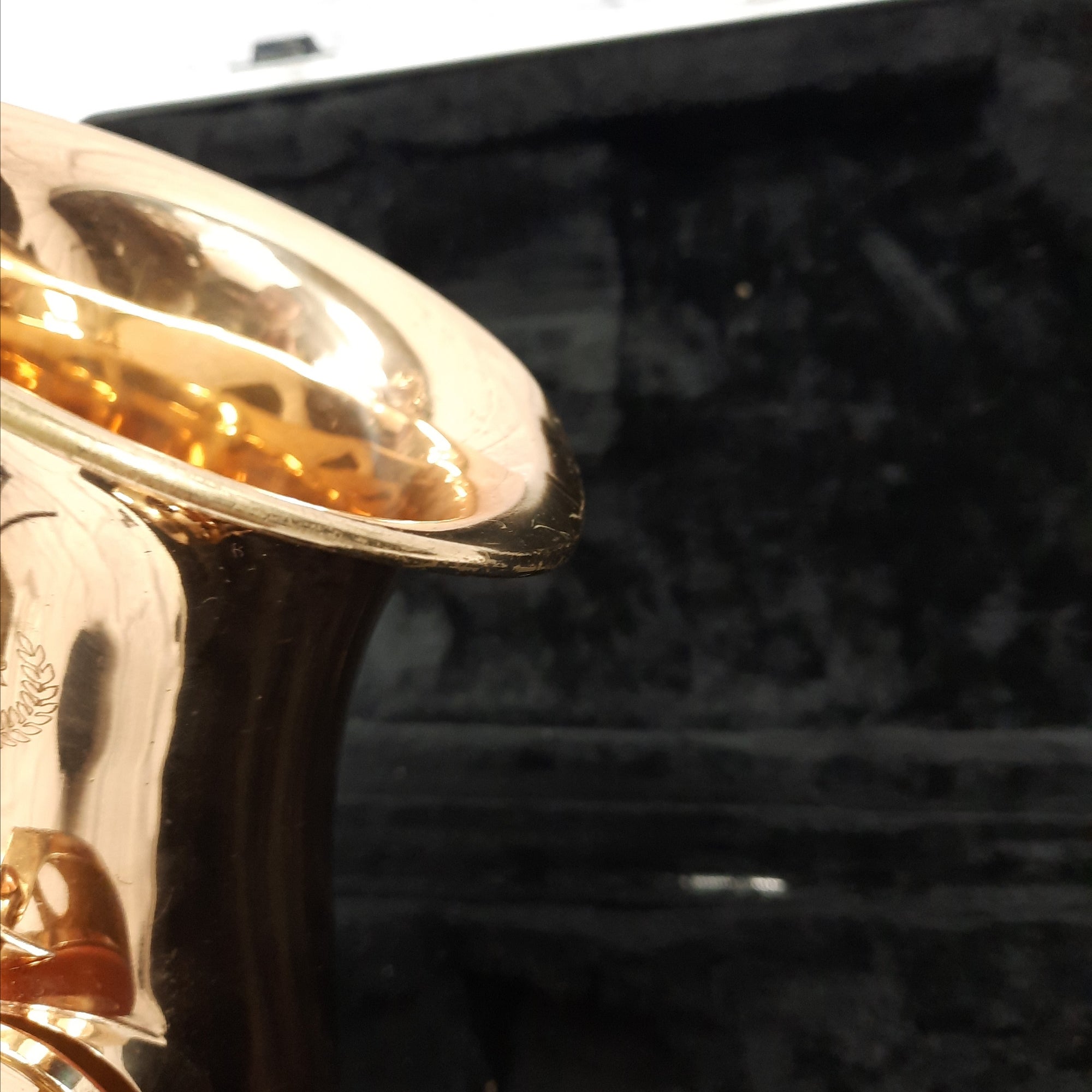 Hunter HAS6430YL Saxophone w/Case (Bent Horn)